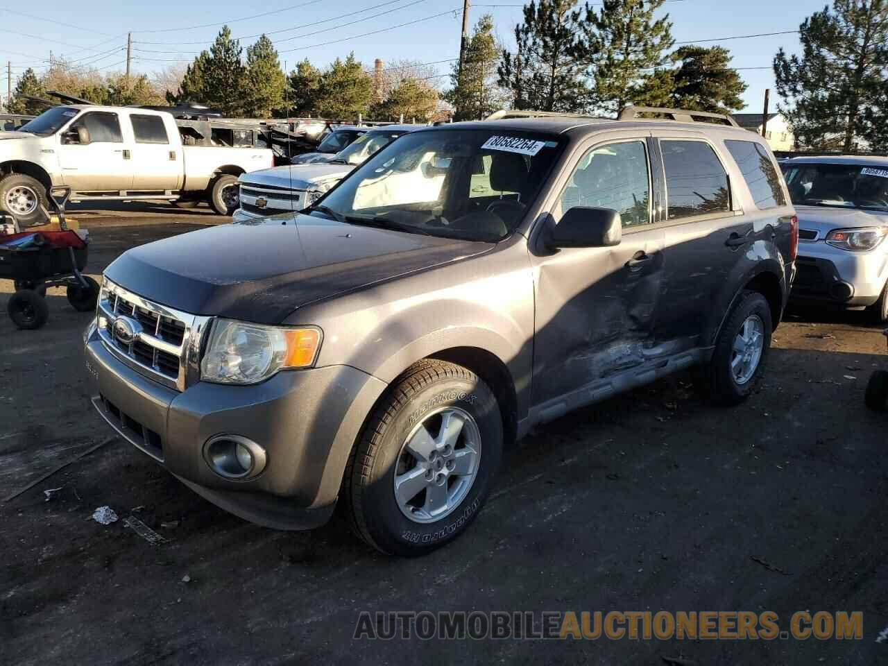 1FMCU0D76BKA67293 FORD ESCAPE 2011