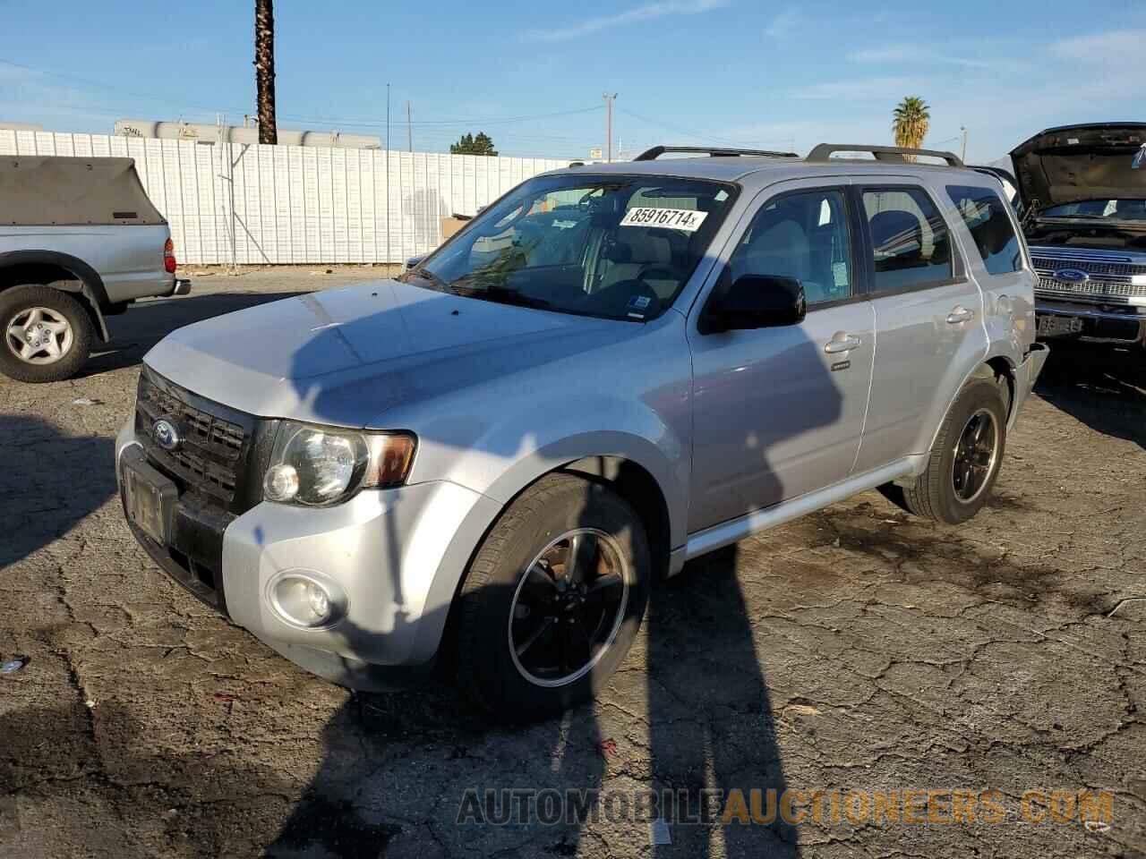 1FMCU0D7XBKA81794 FORD ESCAPE 2011