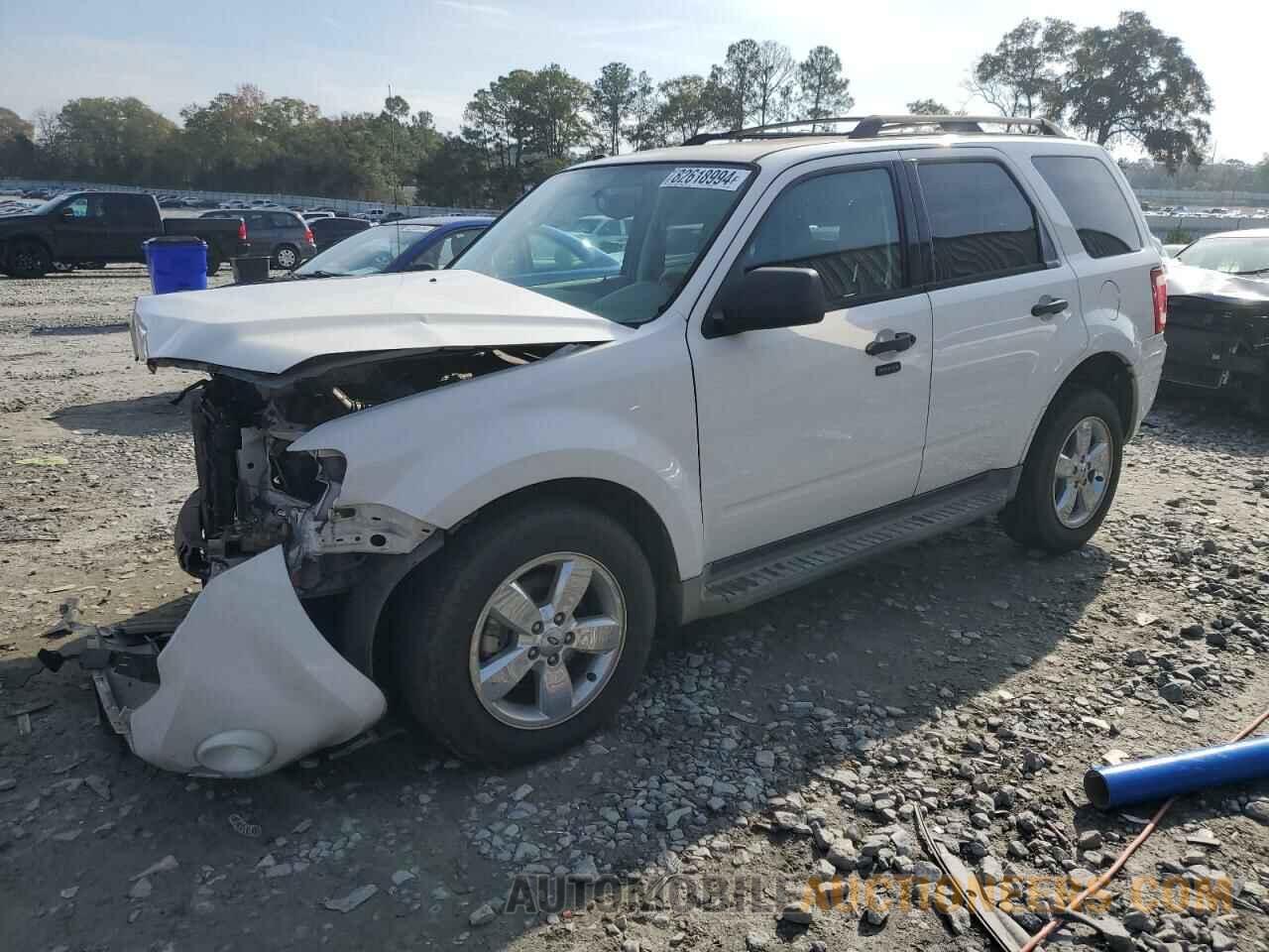 1FMCU0DG2BKB88483 FORD ESCAPE 2011