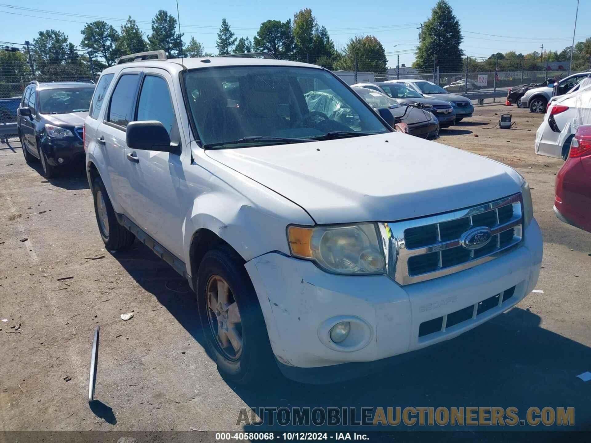 1FMCU0DG4BKB73564 FORD ESCAPE 2011