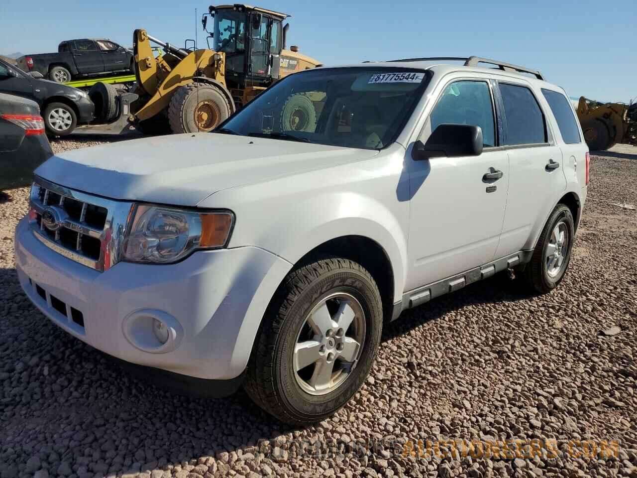 1FMCU0DG9BKB46926 FORD ESCAPE 2011