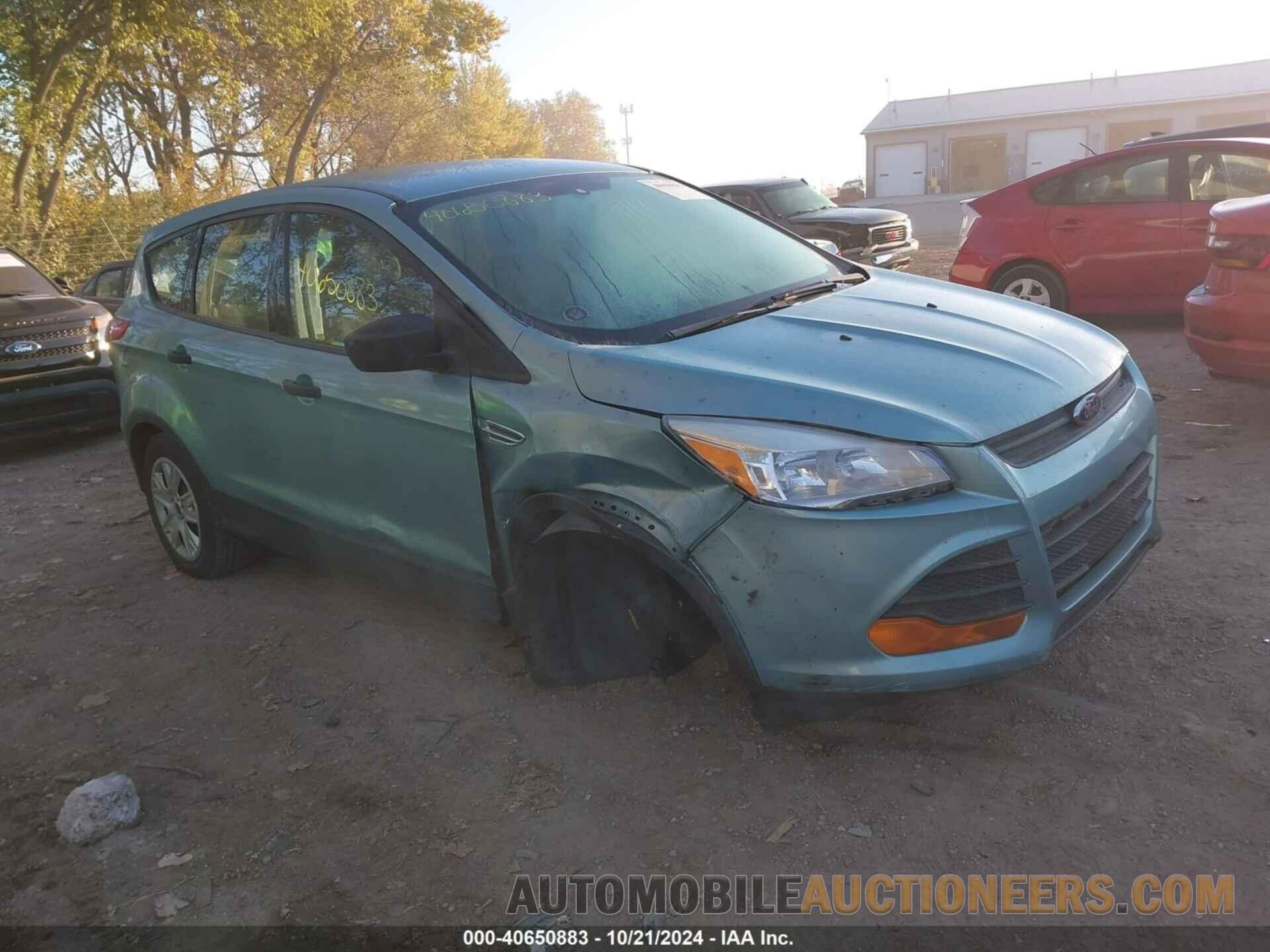 1FMCU0F70DUC77408 FORD ESCAPE 2013