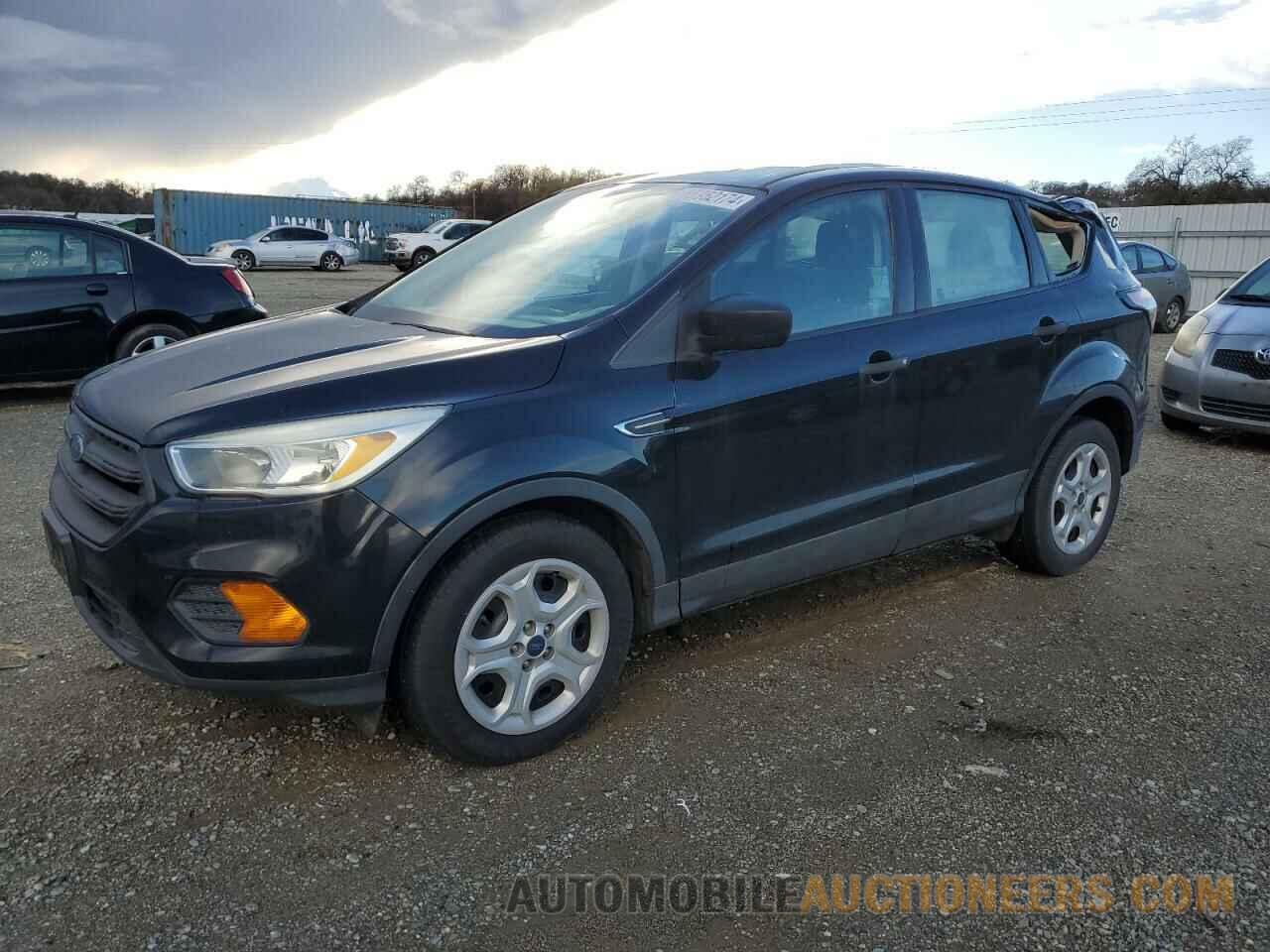 1FMCU0F70HUB61390 FORD ESCAPE 2017