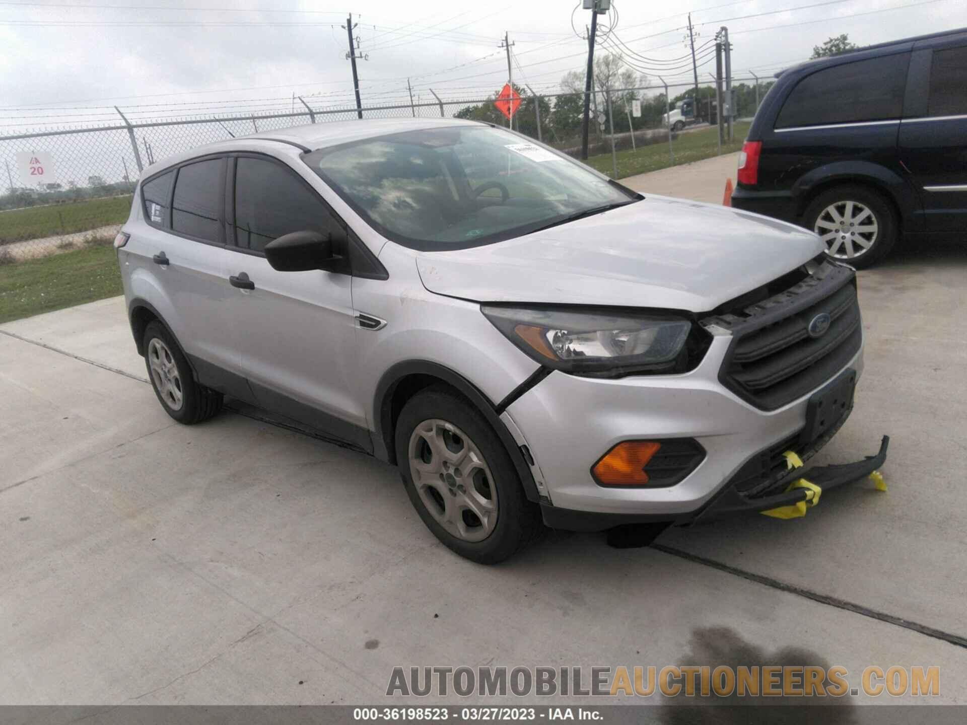 1FMCU0F70JUC05801 FORD ESCAPE 2018