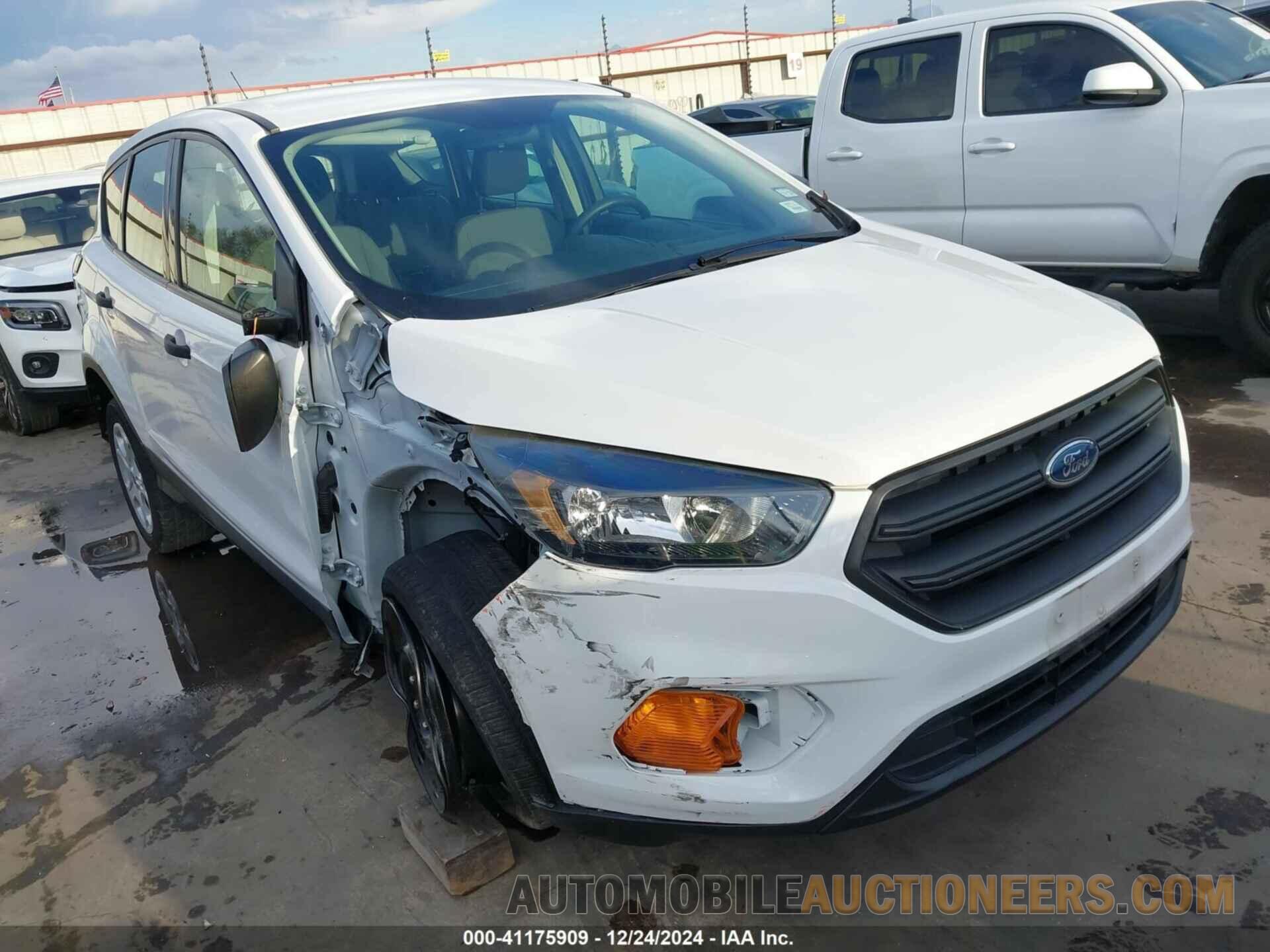 1FMCU0F70JUD20415 FORD ESCAPE 2018