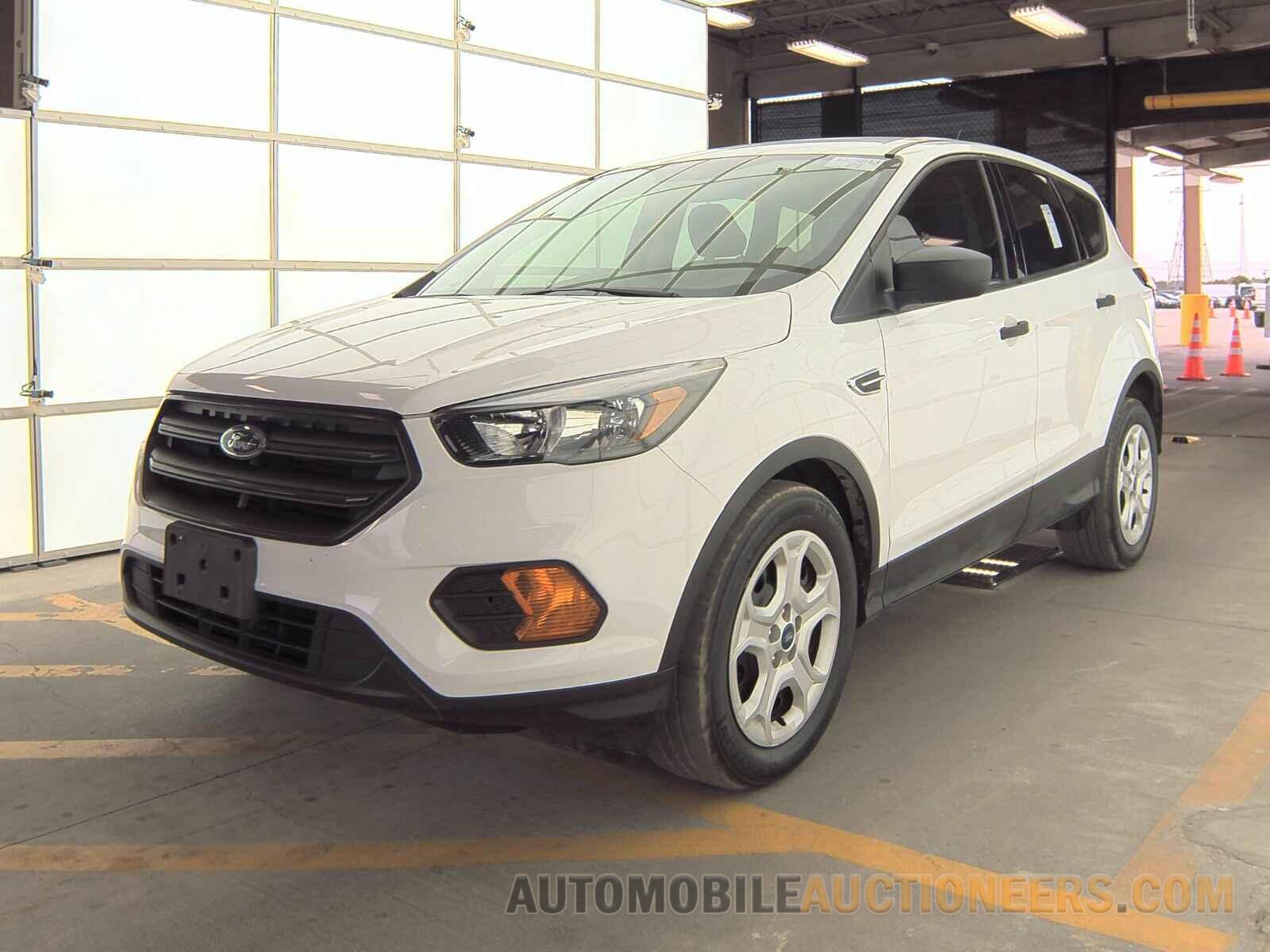 1FMCU0F70KUA41225 Ford Escape 2019