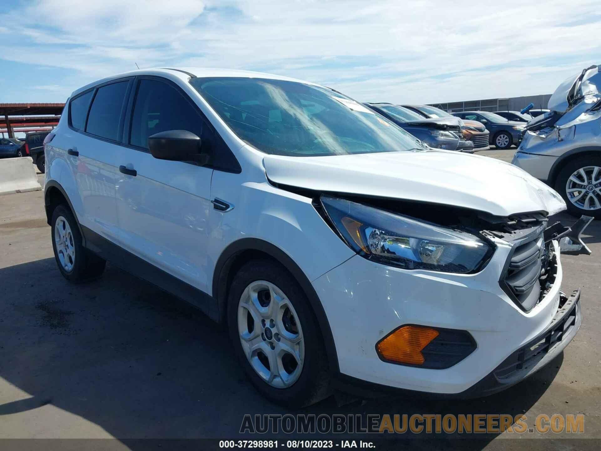 1FMCU0F70KUA42097 FORD ESCAPE 2019