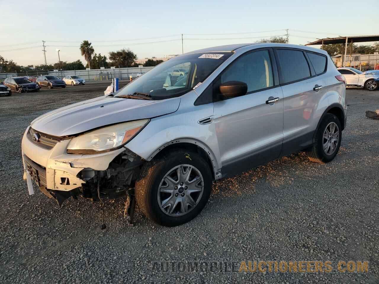 1FMCU0F71DUC62237 FORD ESCAPE 2013