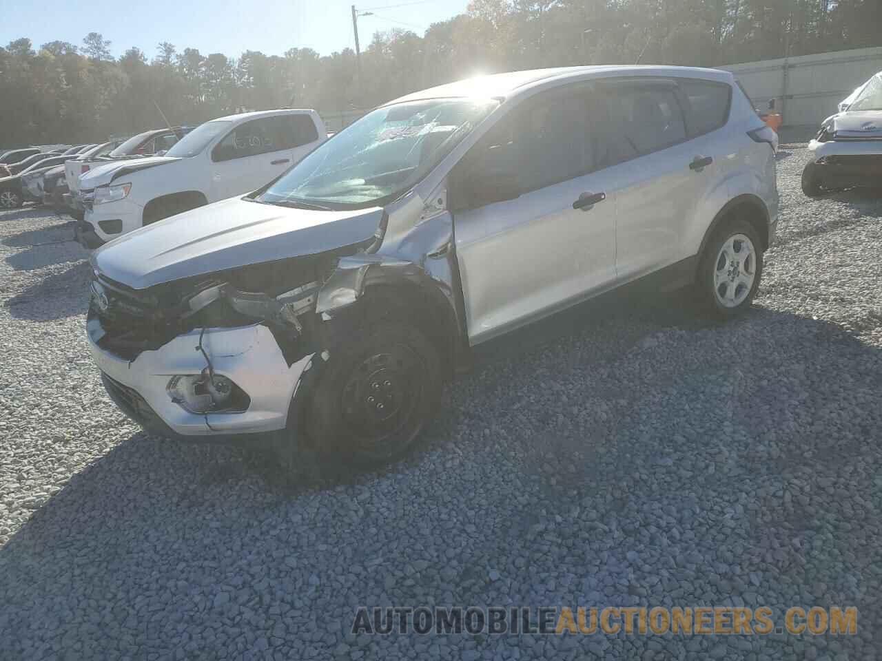 1FMCU0F71HUC26795 FORD ESCAPE 2017