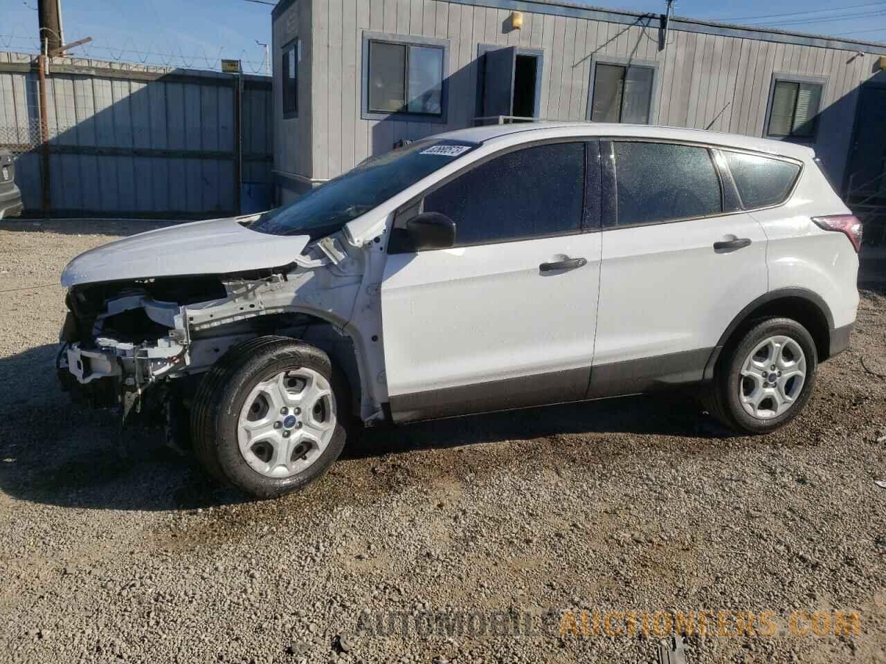 1FMCU0F71JUA34976 FORD ESCAPE 2018