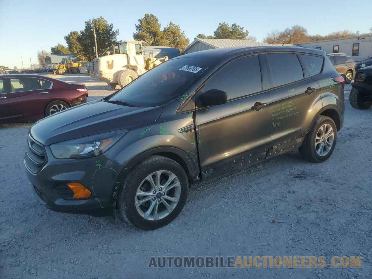 1FMCU0F71KUB01223 FORD ESCAPE 2019