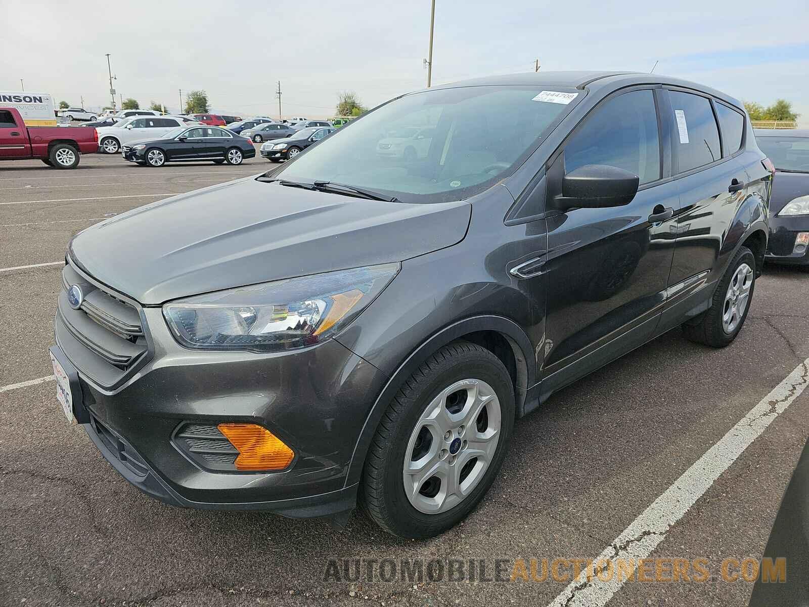 1FMCU0F71KUB11718 Ford Escape 2019