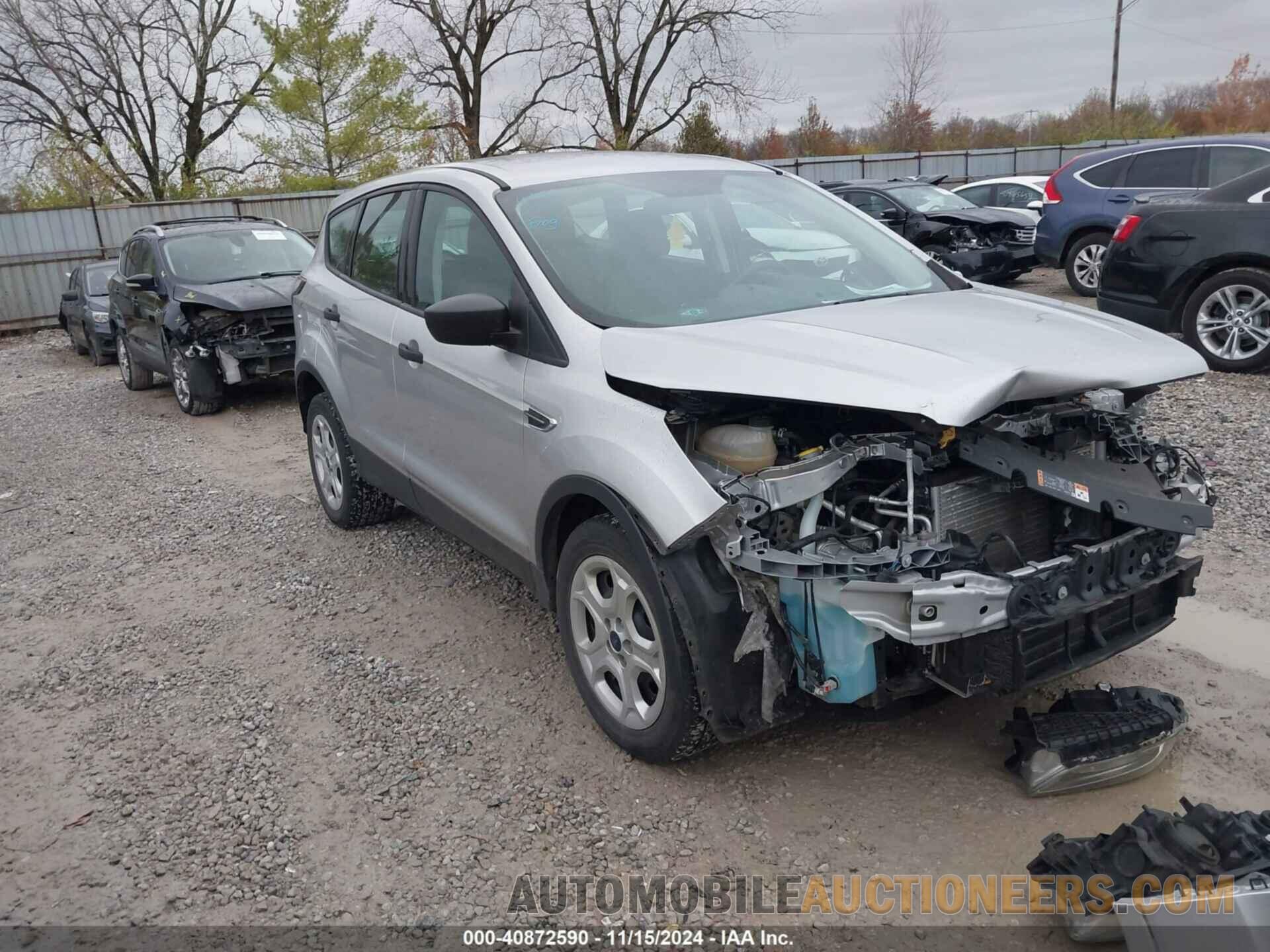 1FMCU0F72HUA48248 FORD ESCAPE 2017