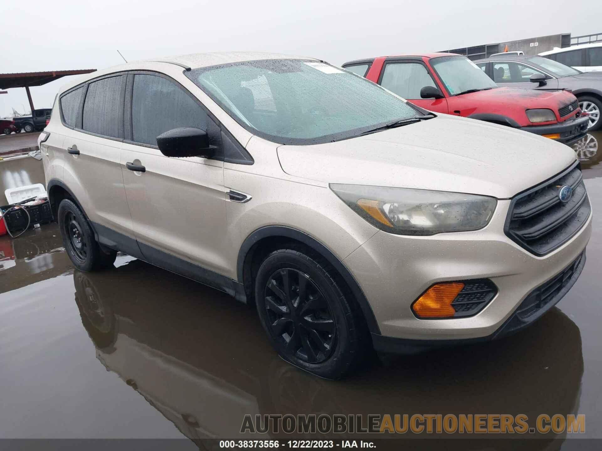 1FMCU0F72JUA24599 FORD ESCAPE 2018