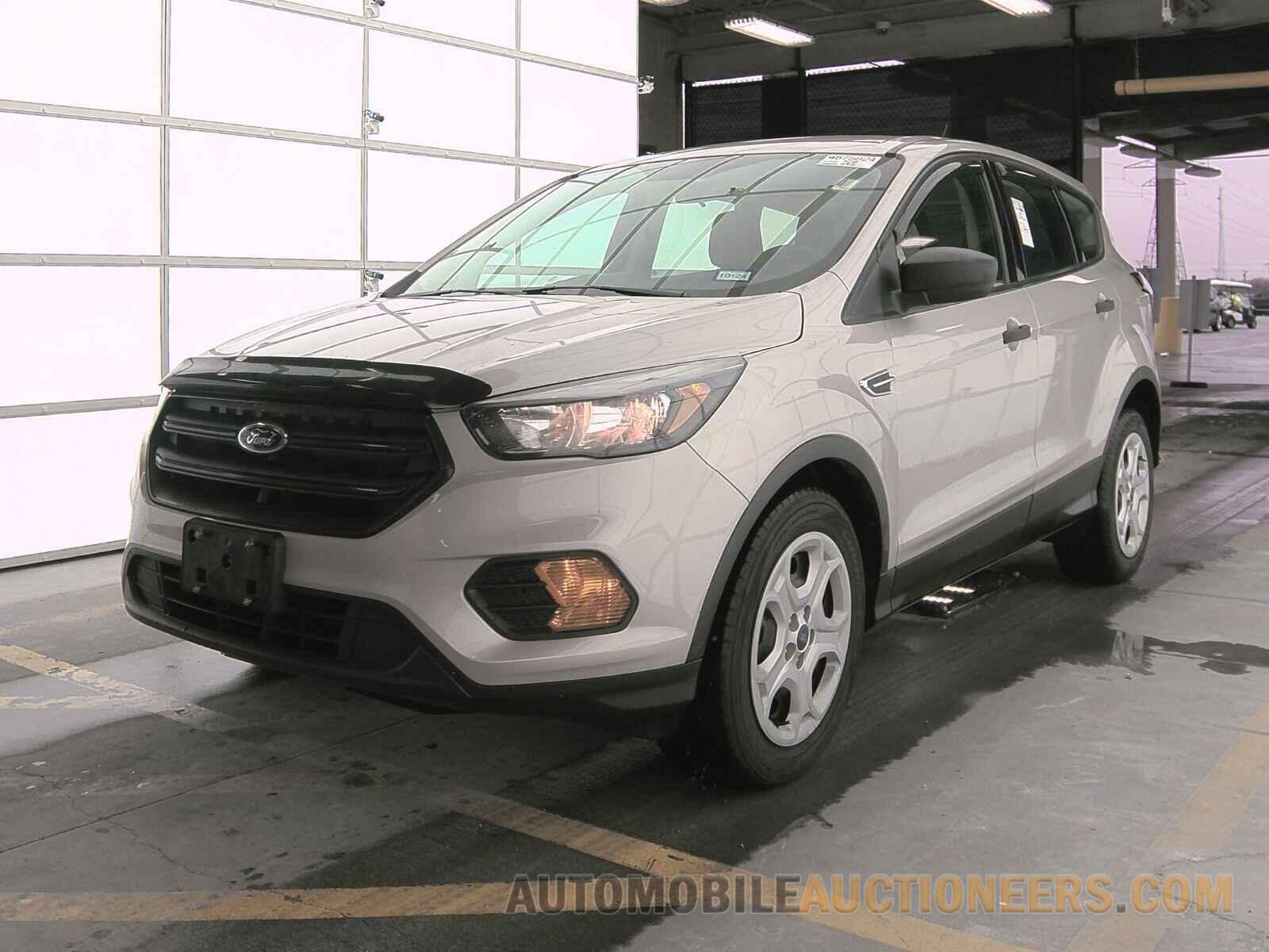 1FMCU0F72JUC06514 Ford Escape 2018