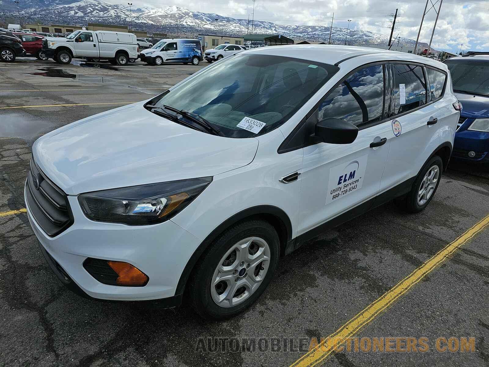 1FMCU0F72JUD60690 Ford Escape 2018