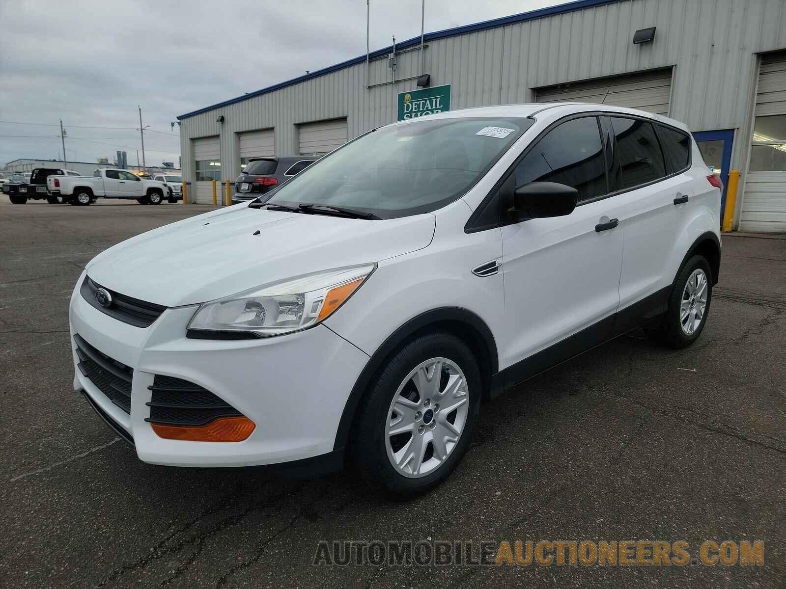 1FMCU0F73GUB67960 Ford Escape 2016