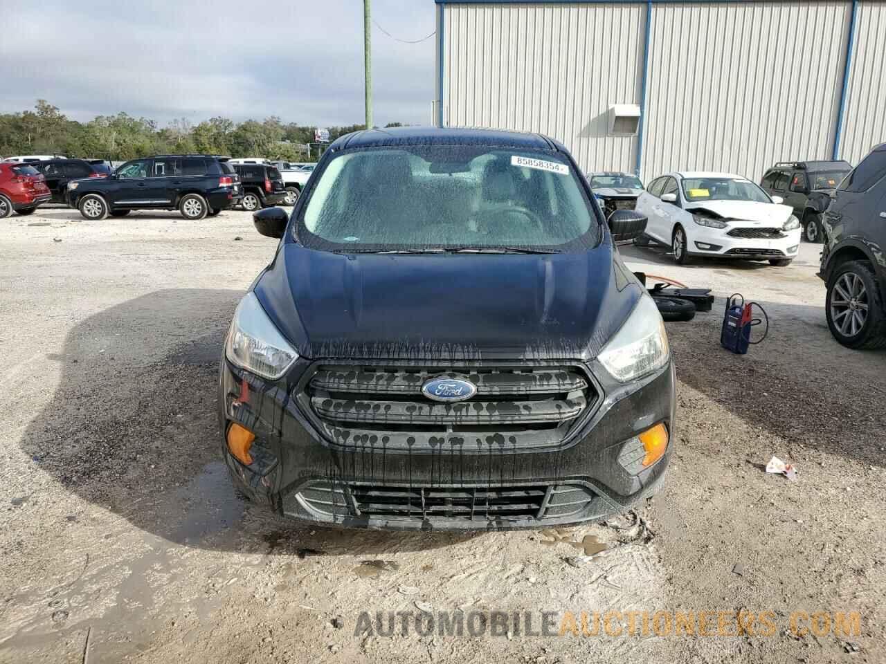 1FMCU0F73HUB22745 FORD ESCAPE 2017