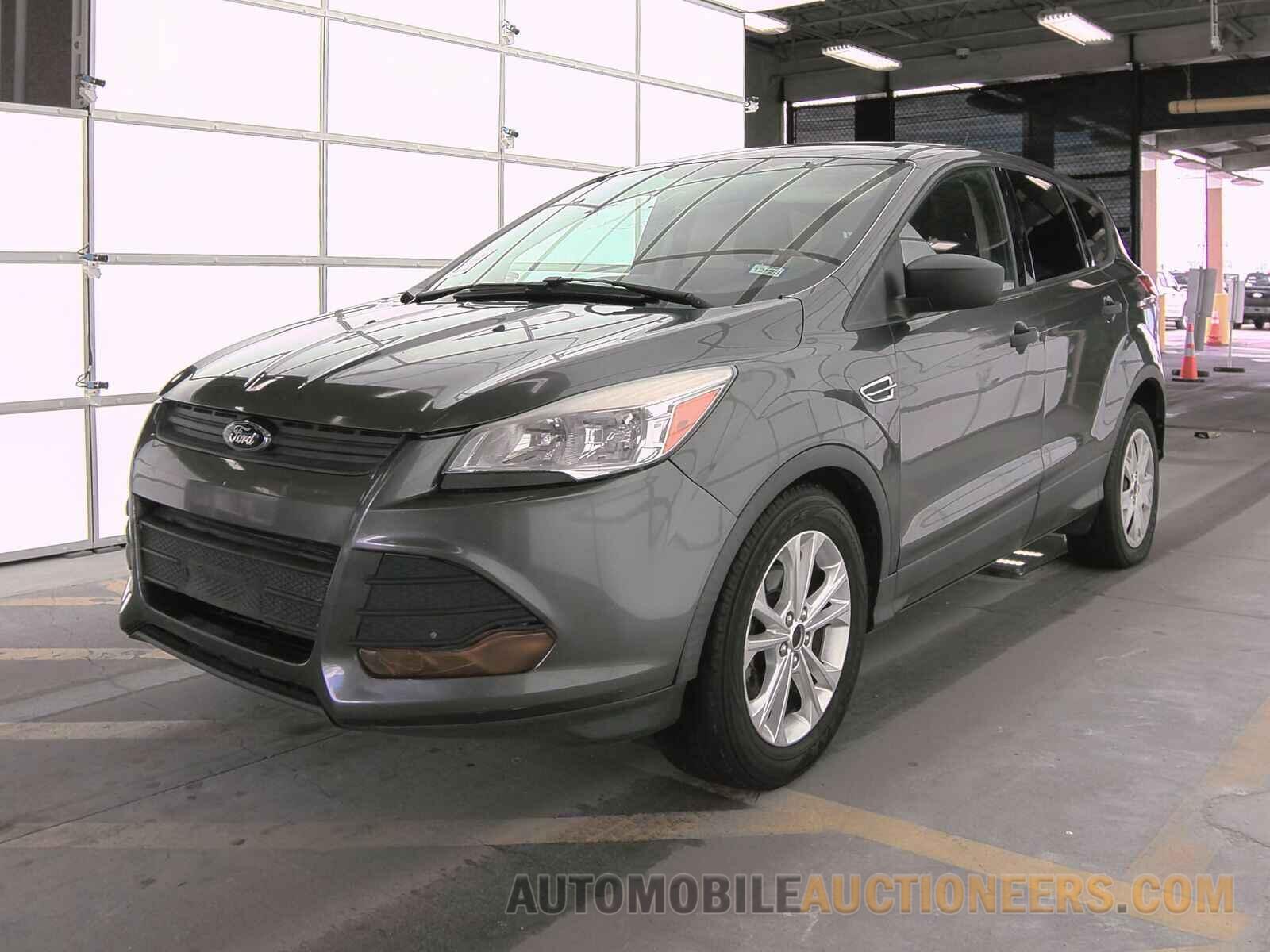 1FMCU0F74FUB04932 Ford Escape 2015