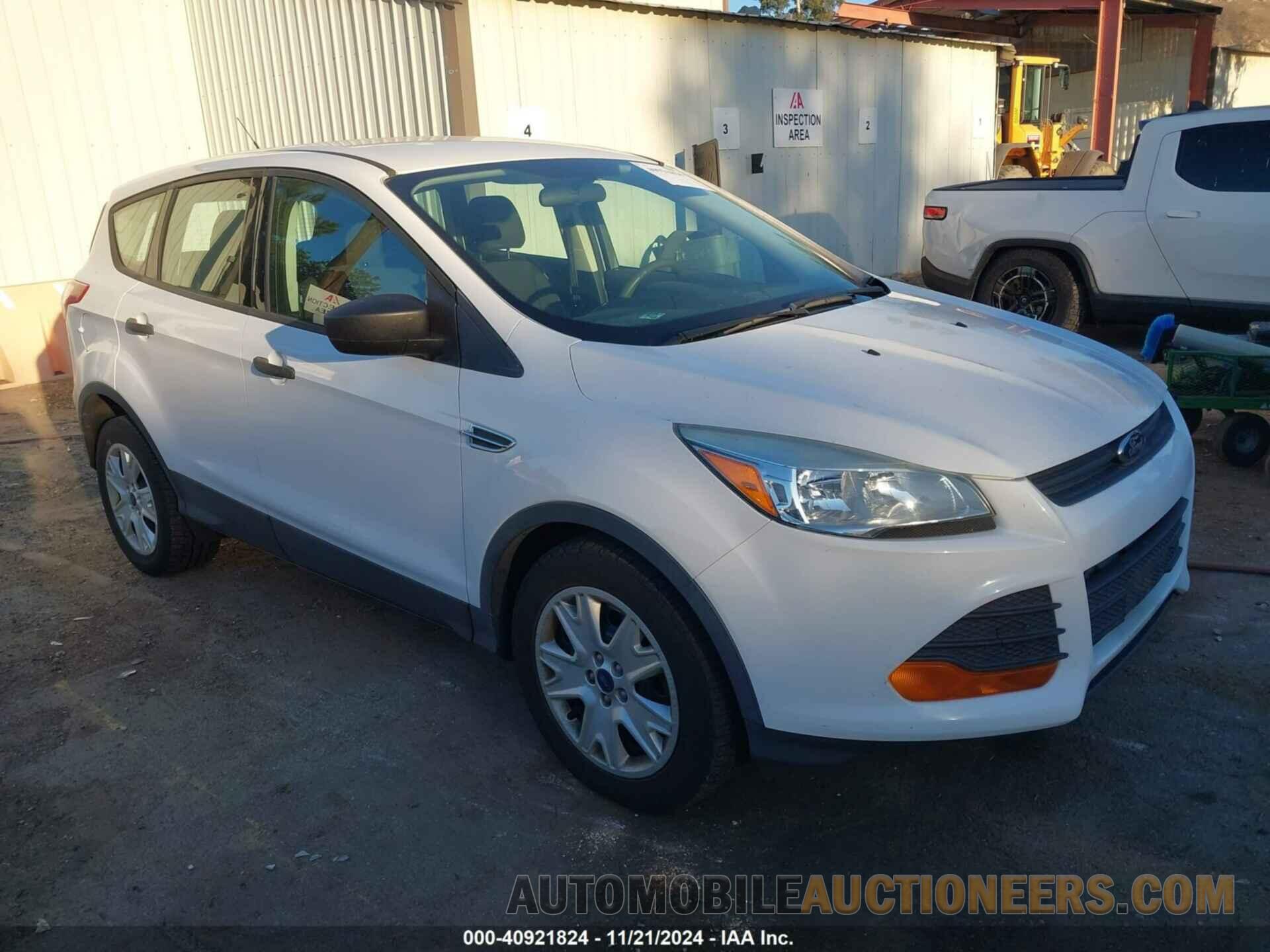 1FMCU0F74FUB31273 FORD ESCAPE 2015