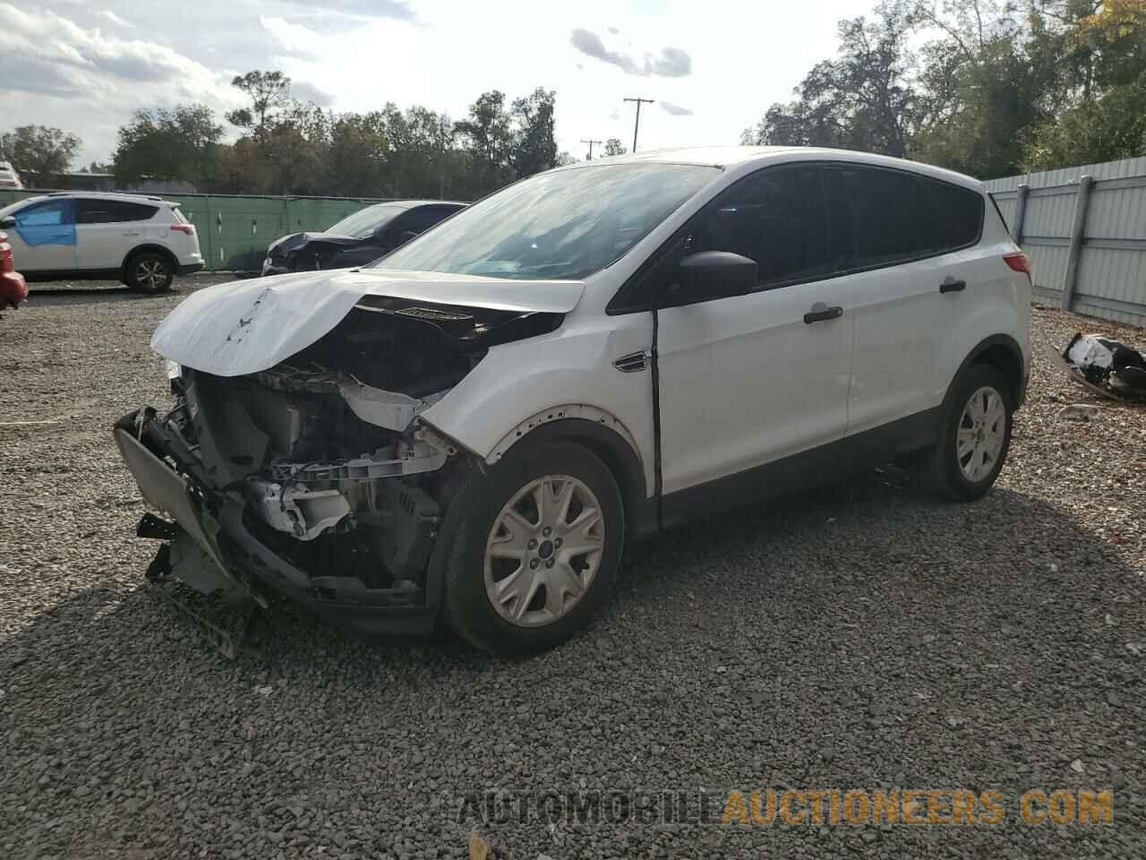 1FMCU0F74FUC40302 FORD ESCAPE 2015