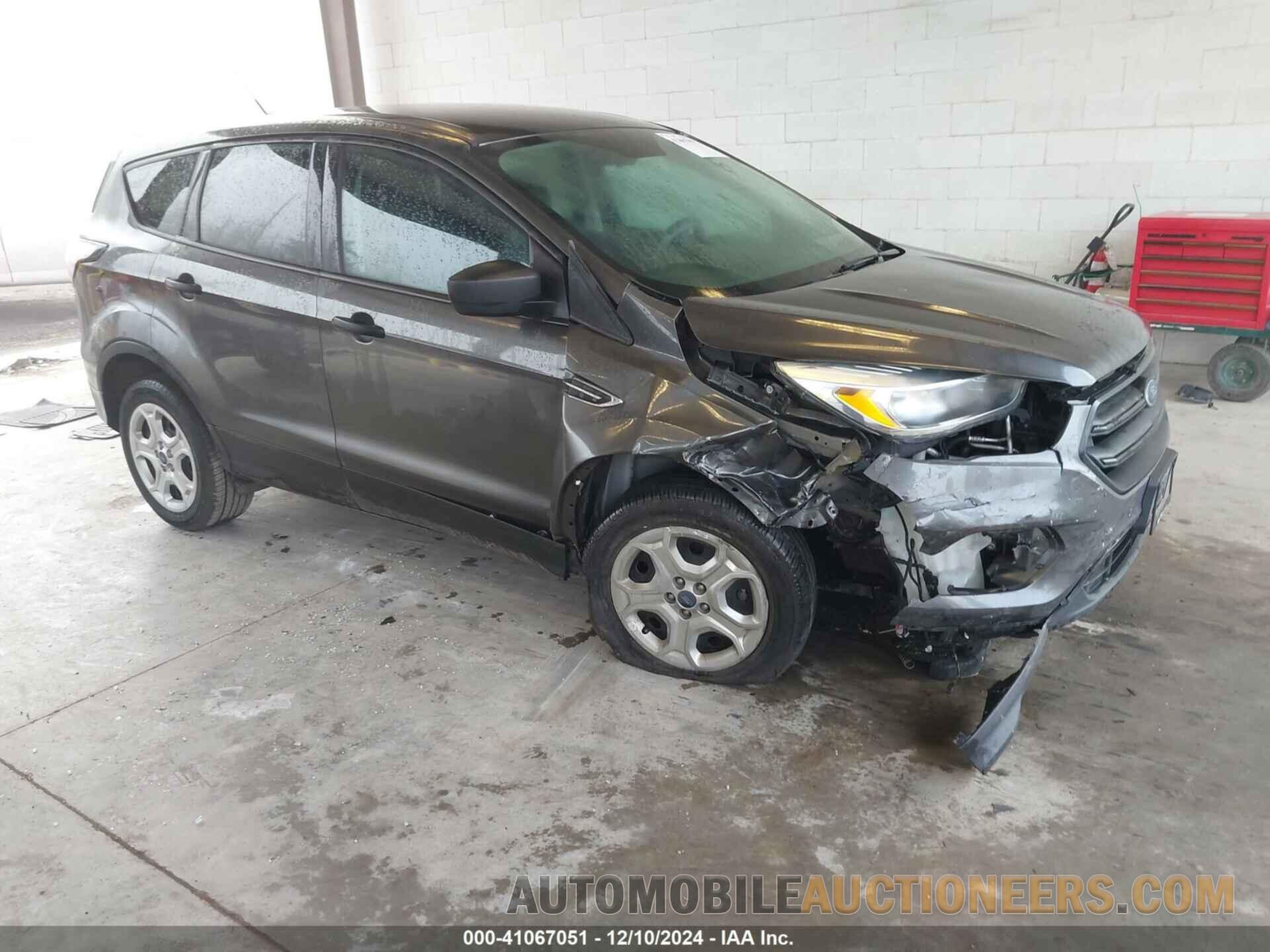 1FMCU0F74HUD84984 FORD ESCAPE 2017