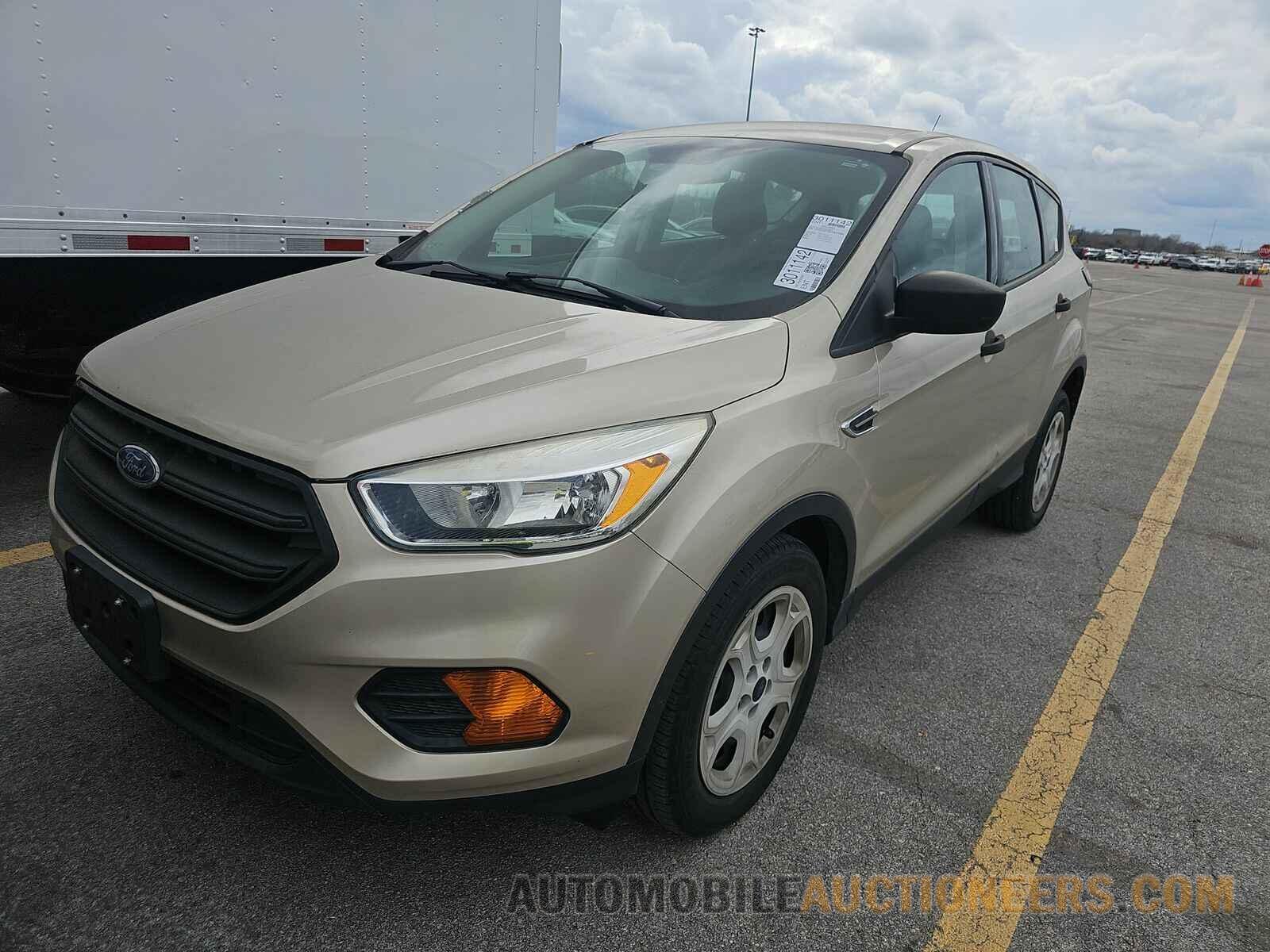 1FMCU0F74HUE23380 Ford Escape 2017