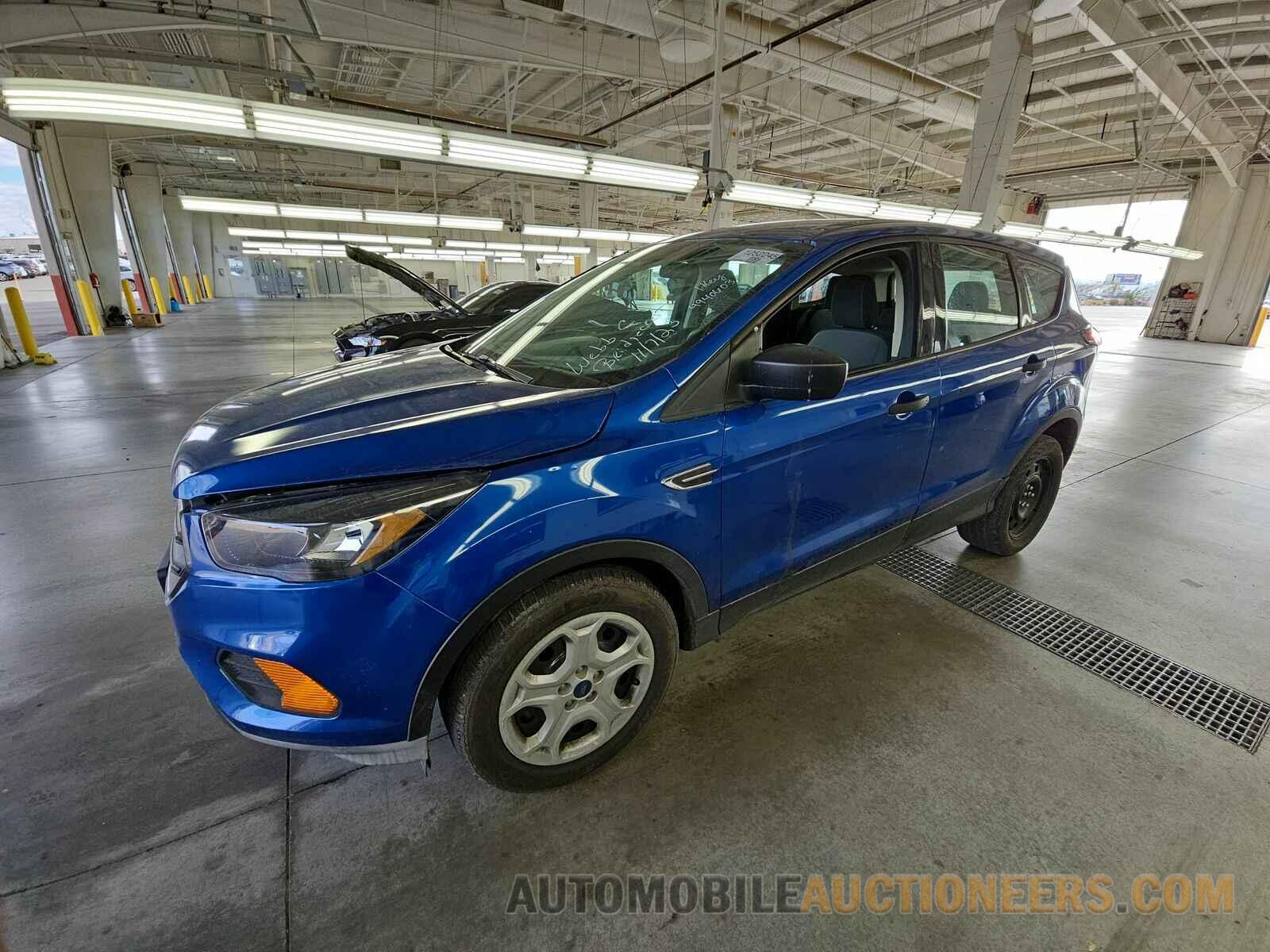 1FMCU0F74KUA71943 Ford Escape 2019