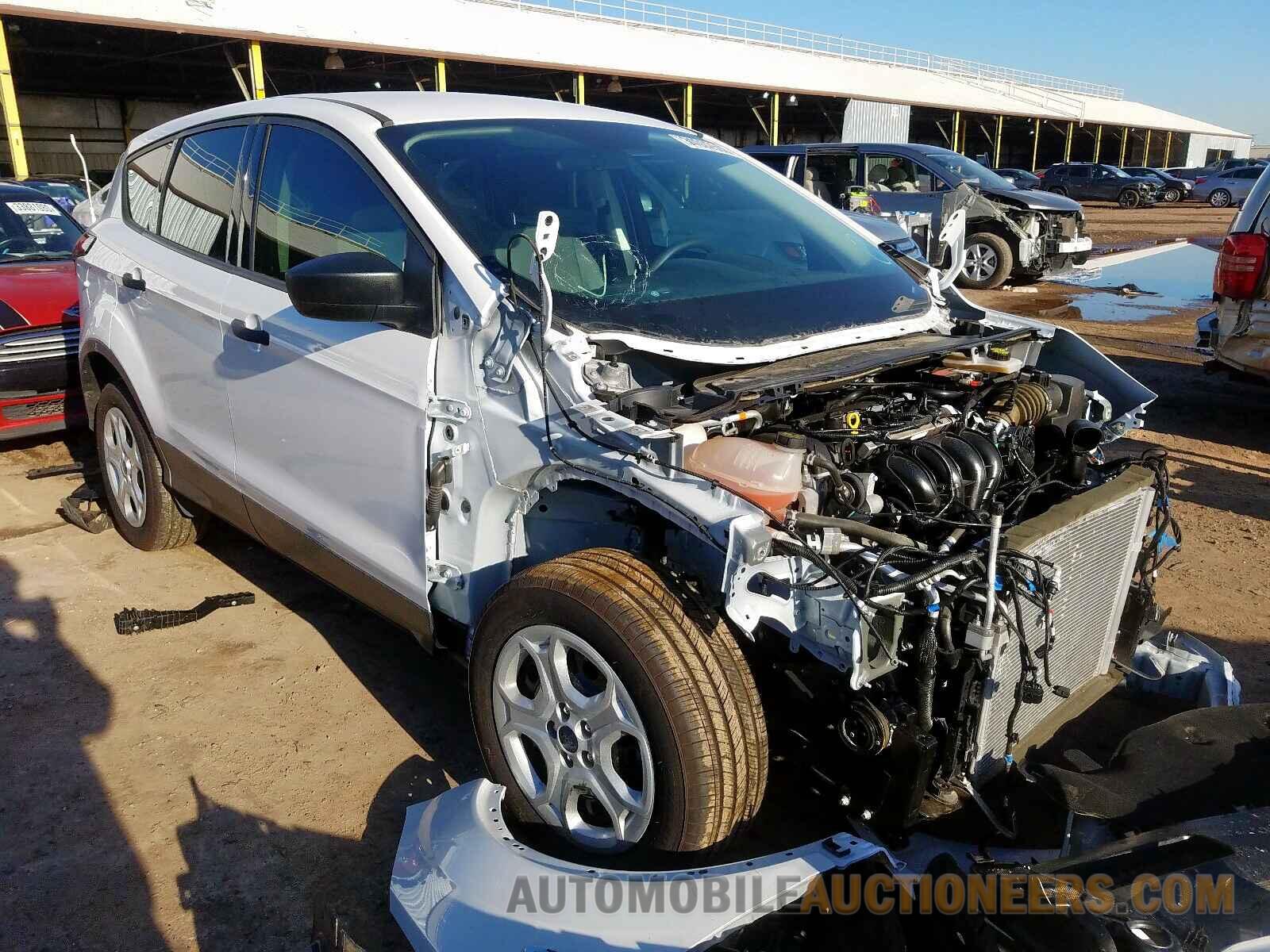 1FMCU0F74KUB05329 FORD ESCAPE 2019