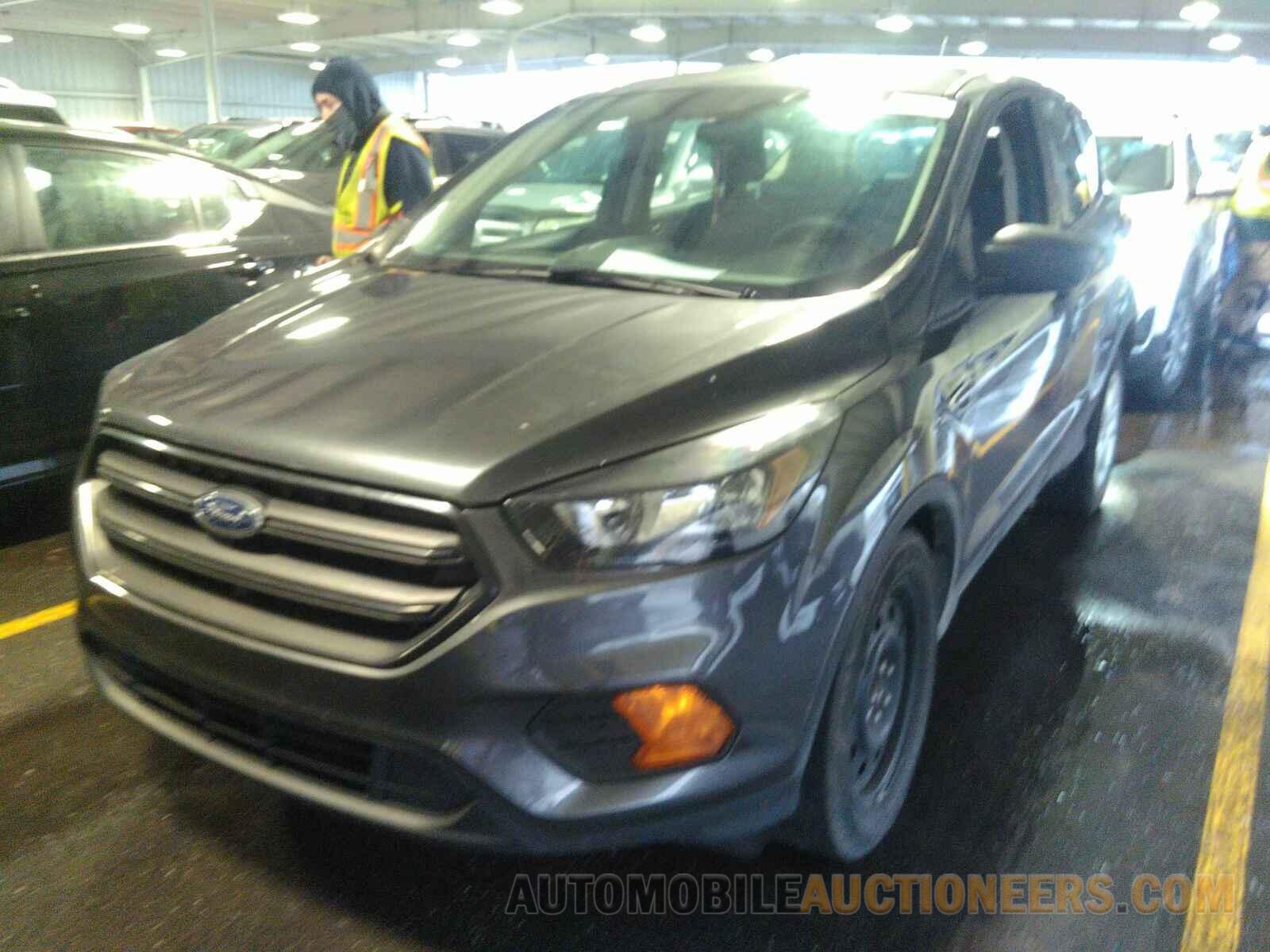 1FMCU0F74KUC23378 Ford Escape 2019