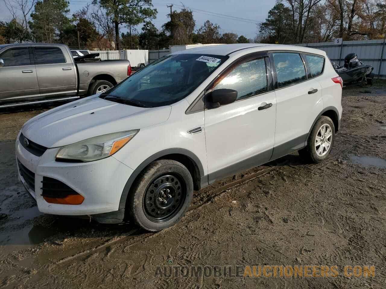 1FMCU0F75FUC40728 FORD ESCAPE 2015