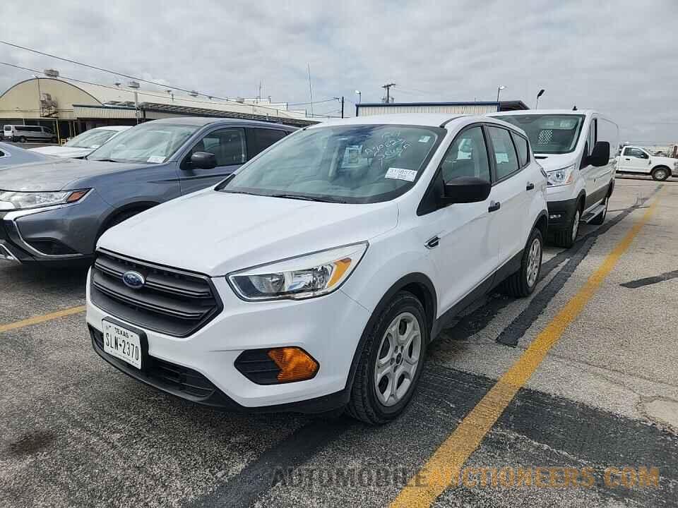 1FMCU0F75HUA80823 Ford Escape 2017