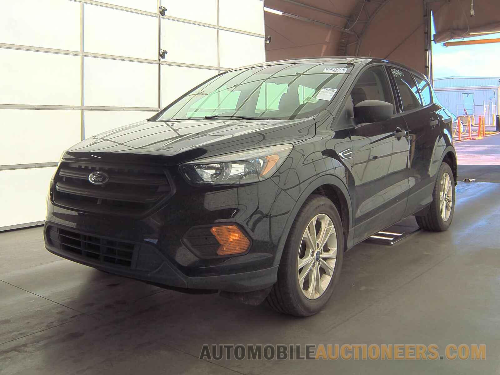 1FMCU0F75JUB95721 Ford Escape 2018