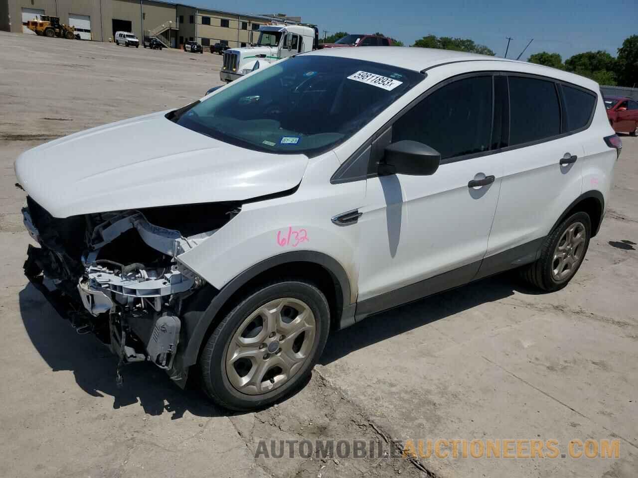 1FMCU0F75JUC33934 FORD ESCAPE 2018