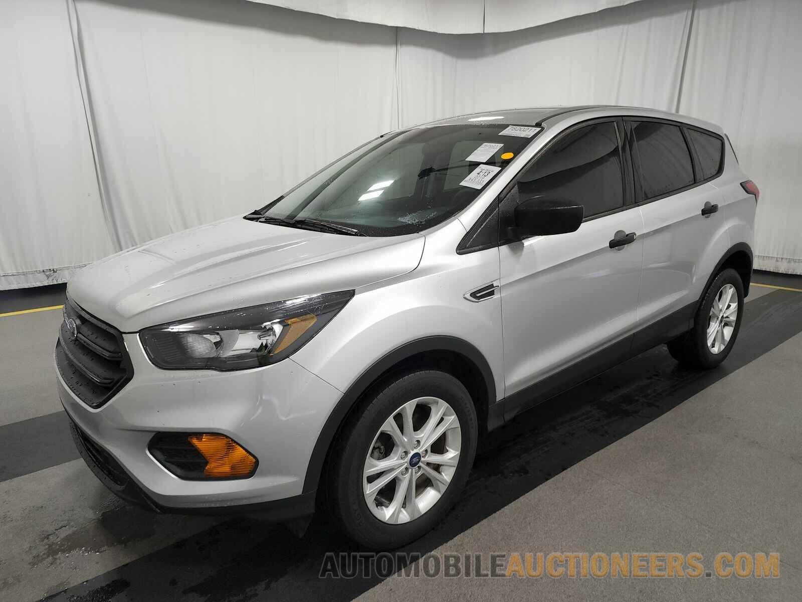 1FMCU0F75KUA74365 Ford Escape 2019