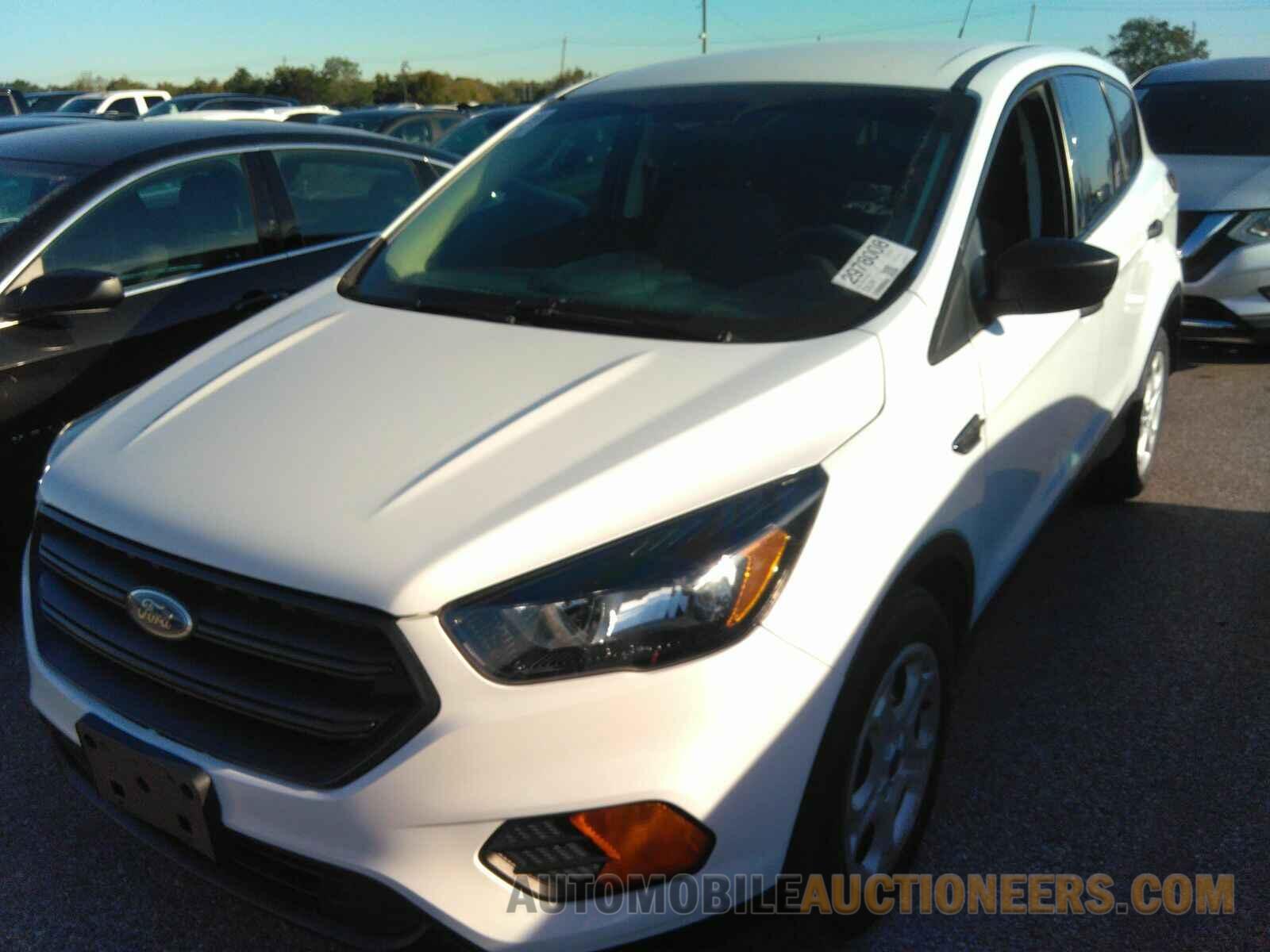 1FMCU0F75KUB57231 Ford Escape 2019