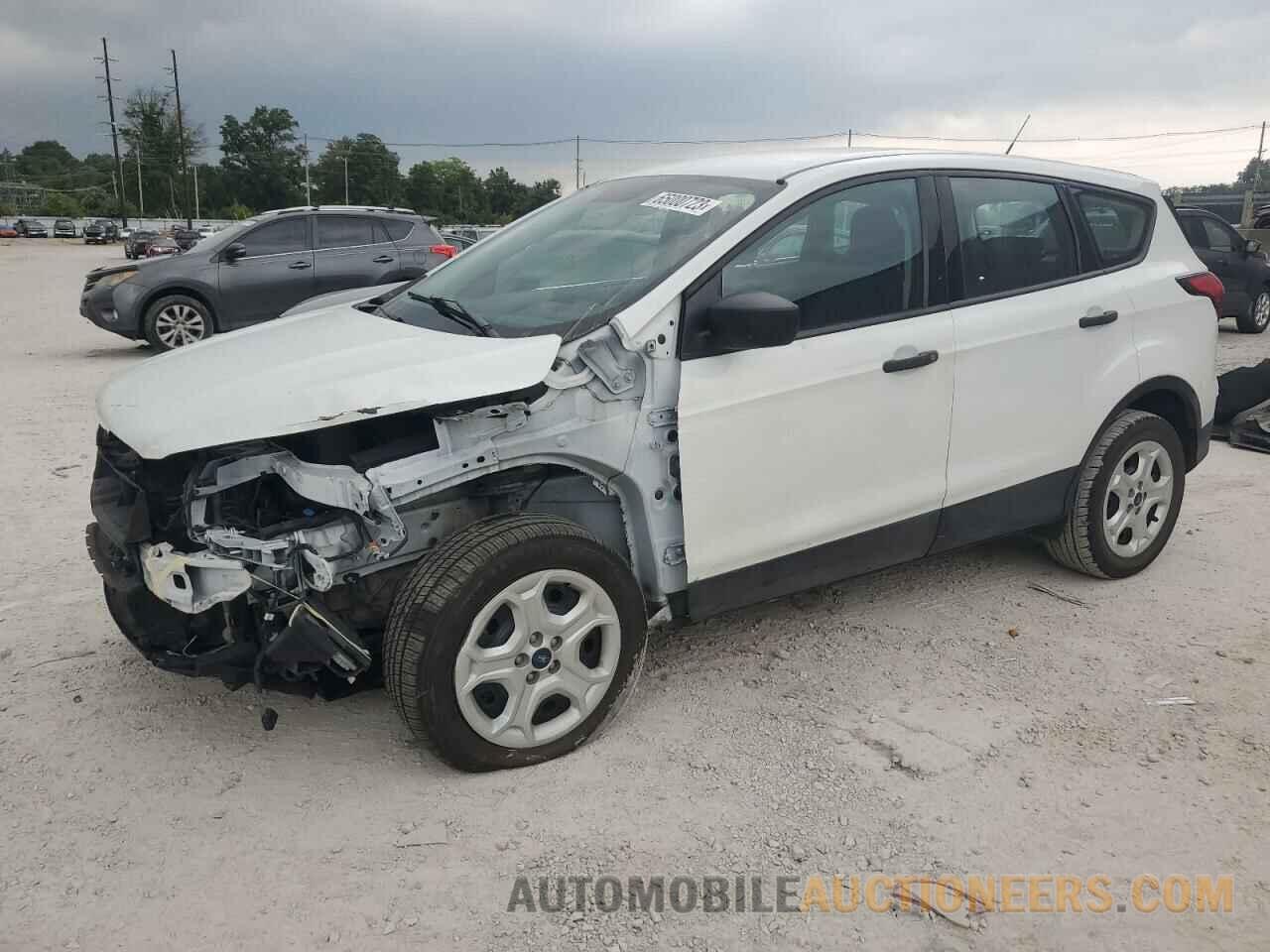 1FMCU0F75KUB82503 FORD ESCAPE 2019