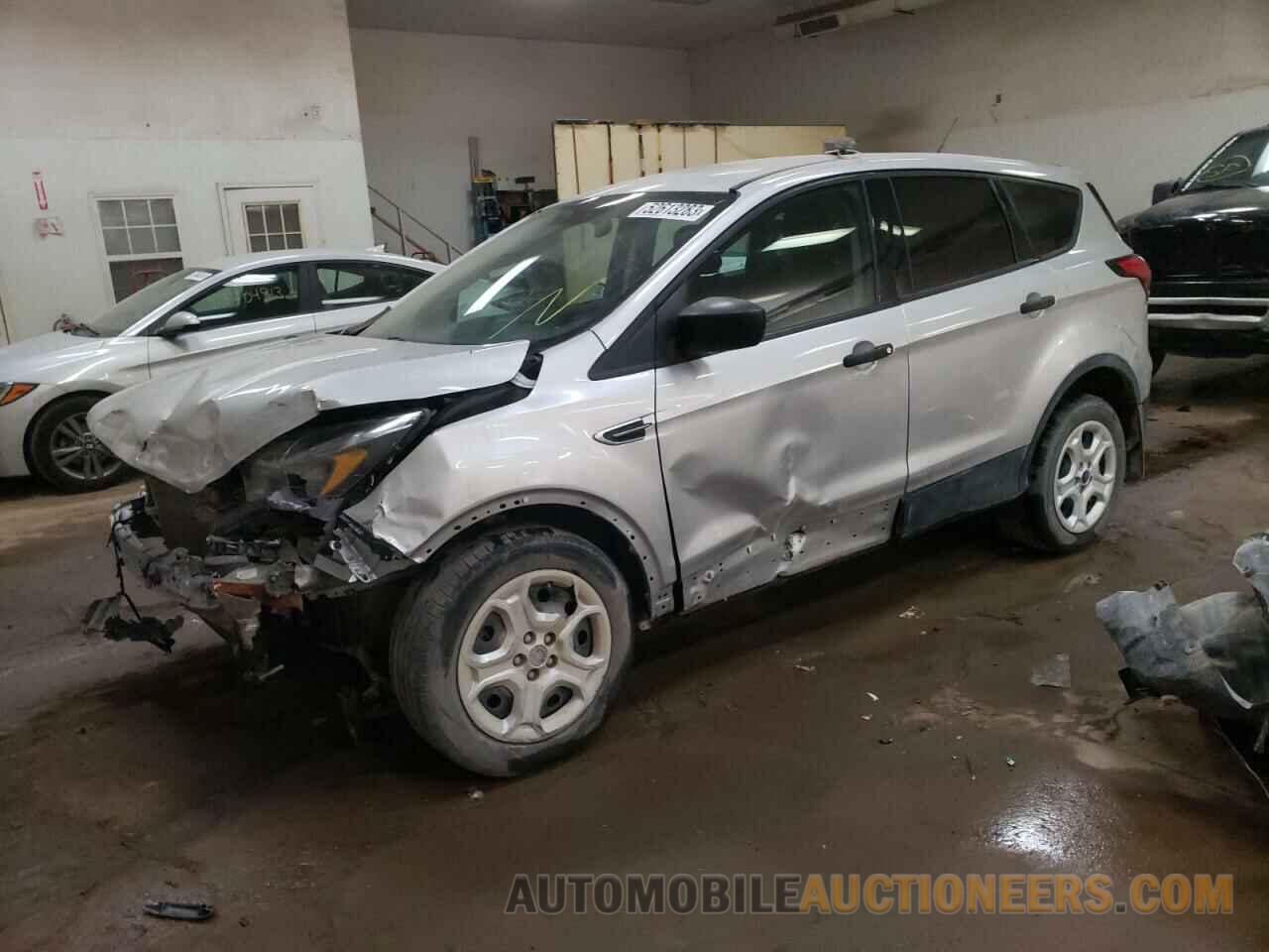 1FMCU0F75KUC11174 FORD ESCAPE 2019