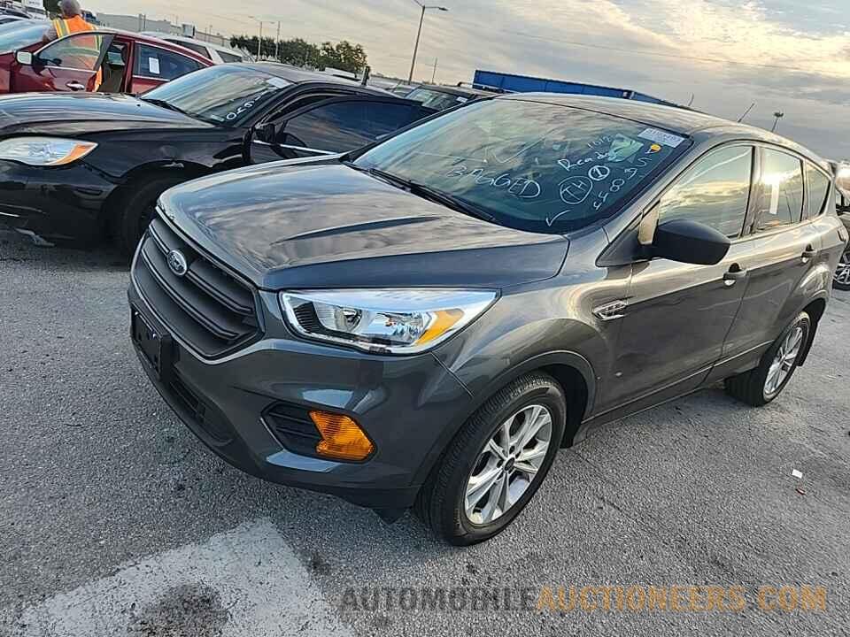 1FMCU0F76HUD59844 Ford Escape 2017