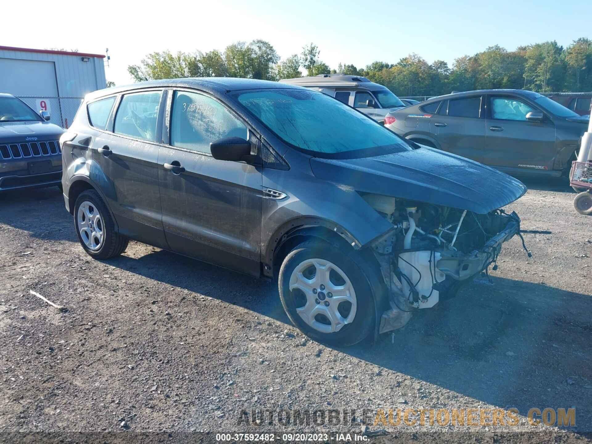 1FMCU0F76JUA62059 FORD ESCAPE 2018