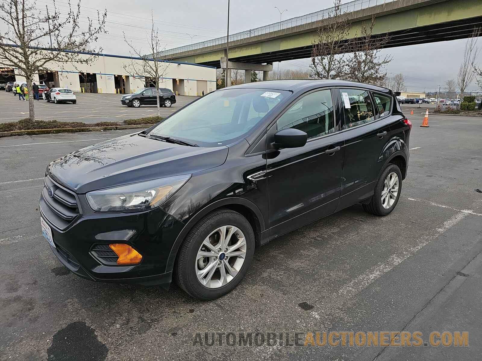 1FMCU0F76KUB59831 Ford Escape 2019