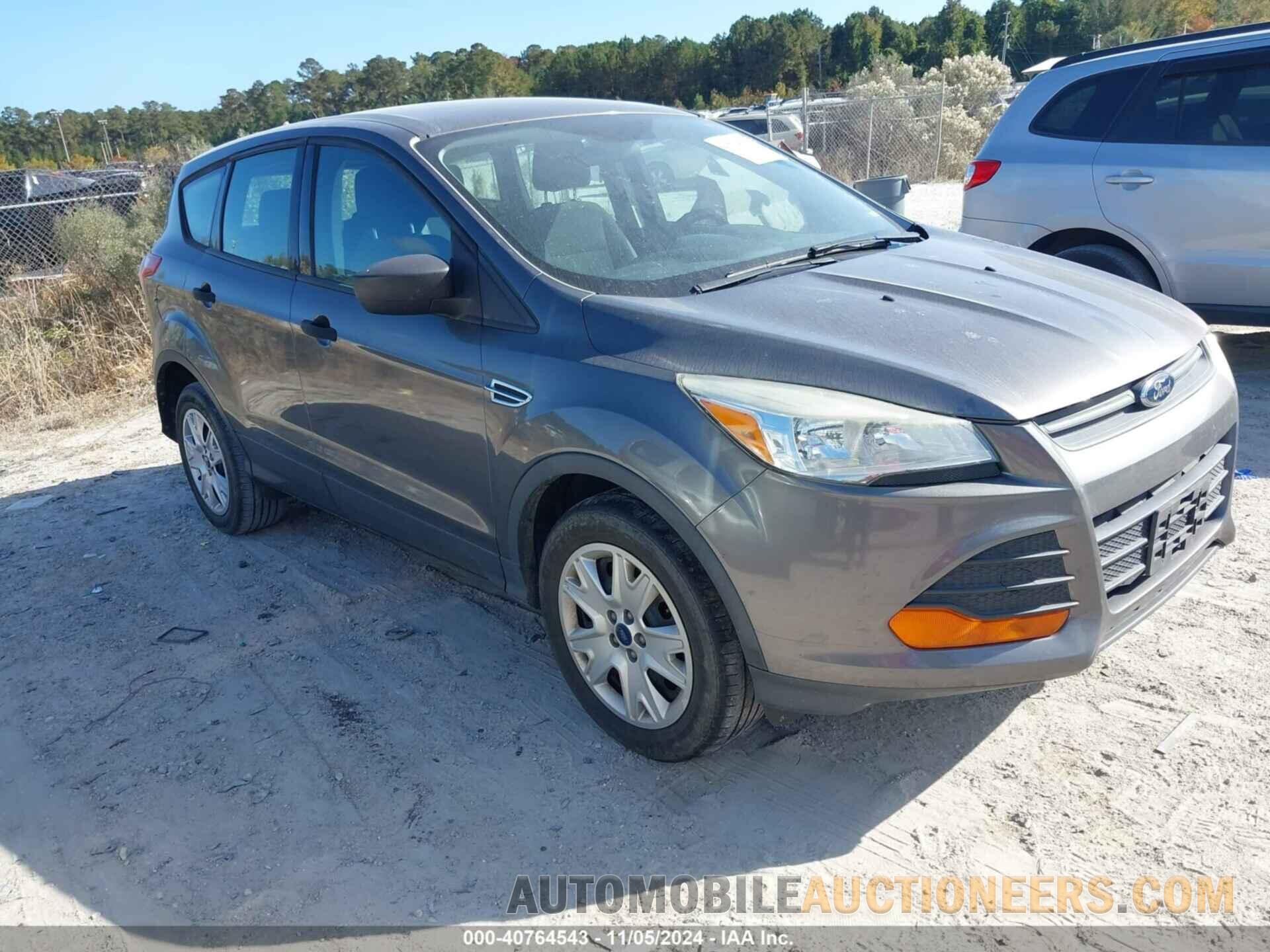 1FMCU0F77DUB21706 FORD ESCAPE 2013