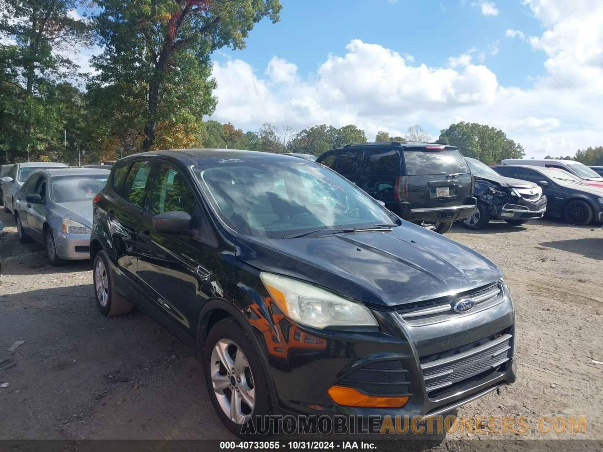 1FMCU0F77DUC23104 FORD ESCAPE 2013