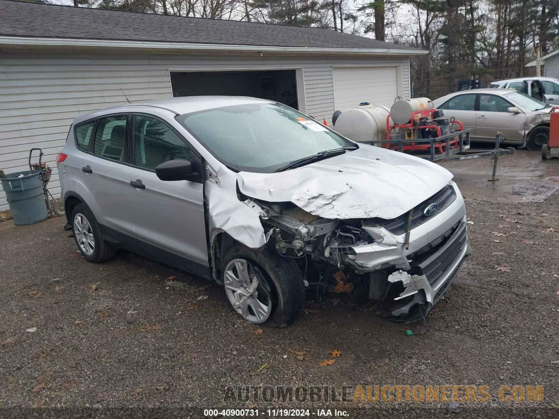 1FMCU0F77FUB46852 FORD ESCAPE 2015