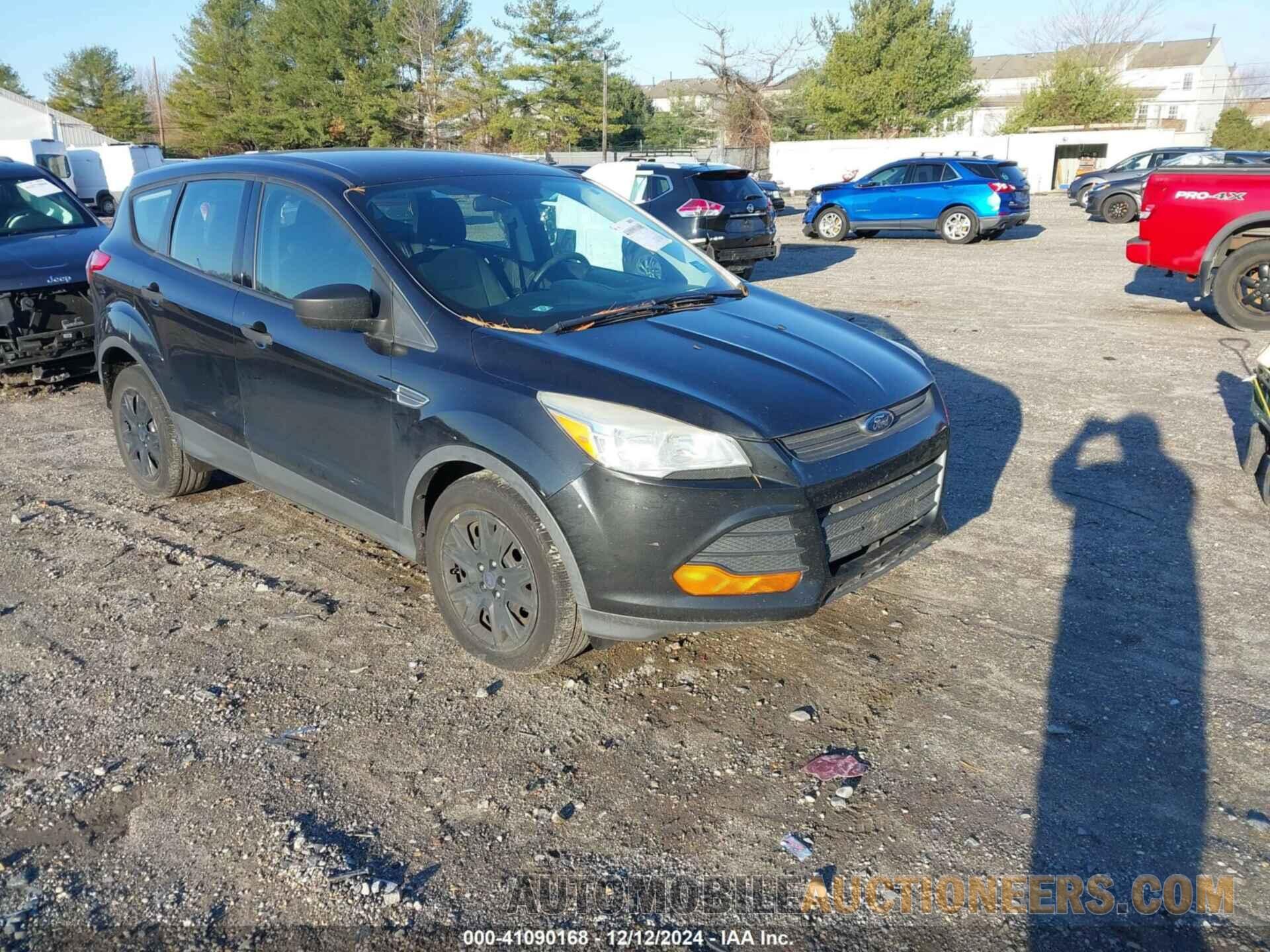 1FMCU0F77FUB68463 FORD ESCAPE 2015