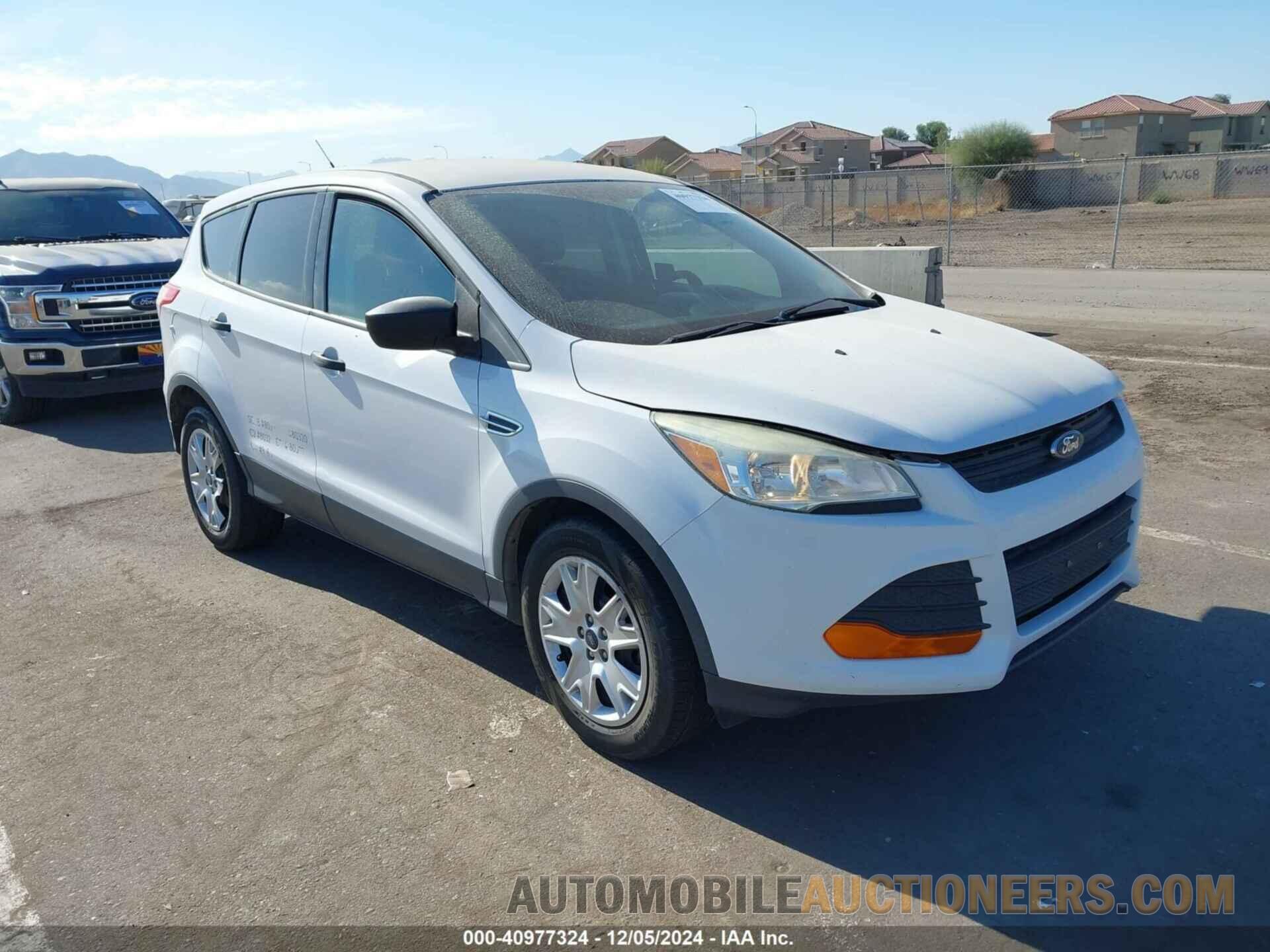 1FMCU0F77GUB62132 FORD ESCAPE 2016