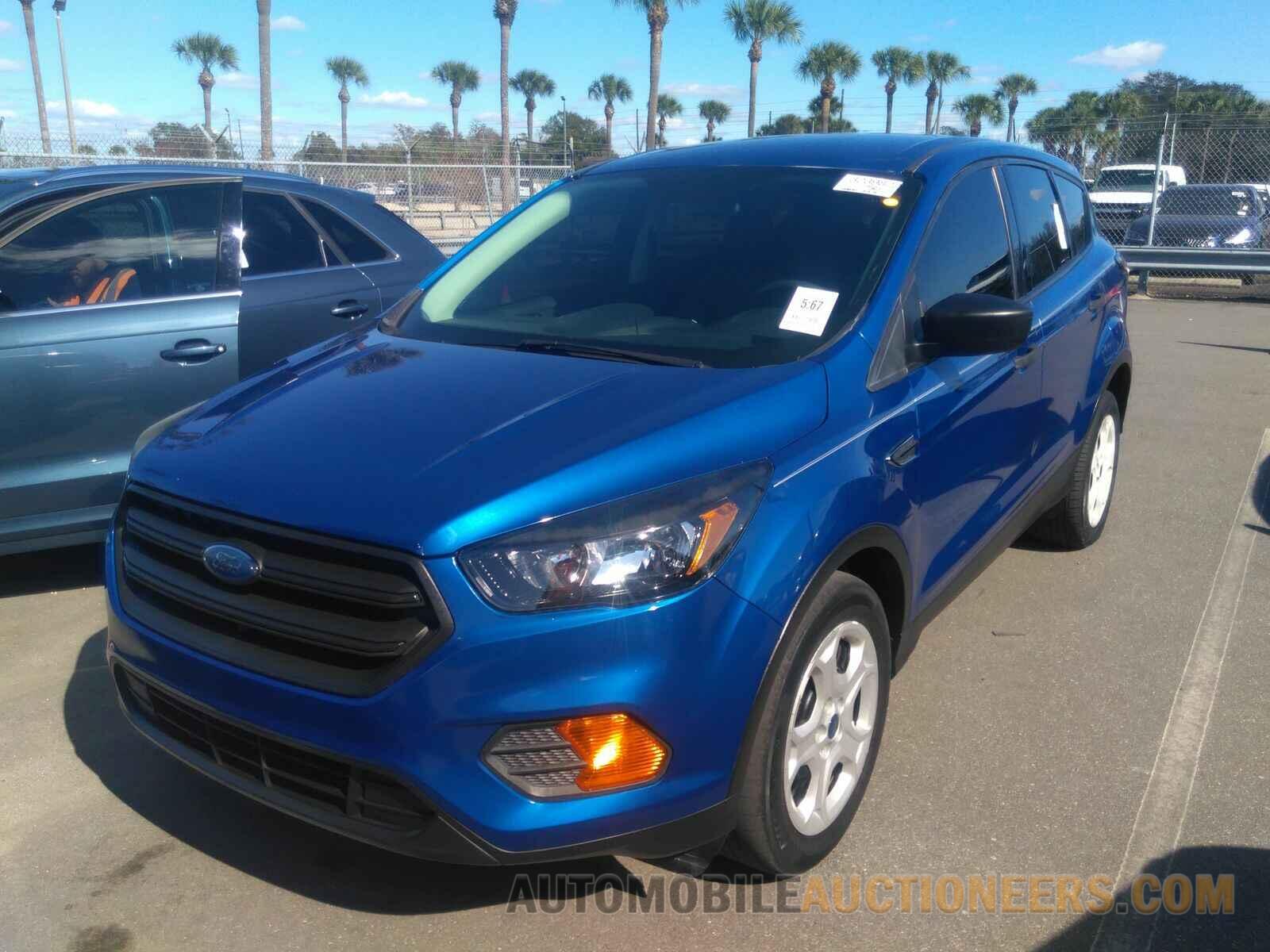 1FMCU0F77JUA27840 Ford Escape 2018