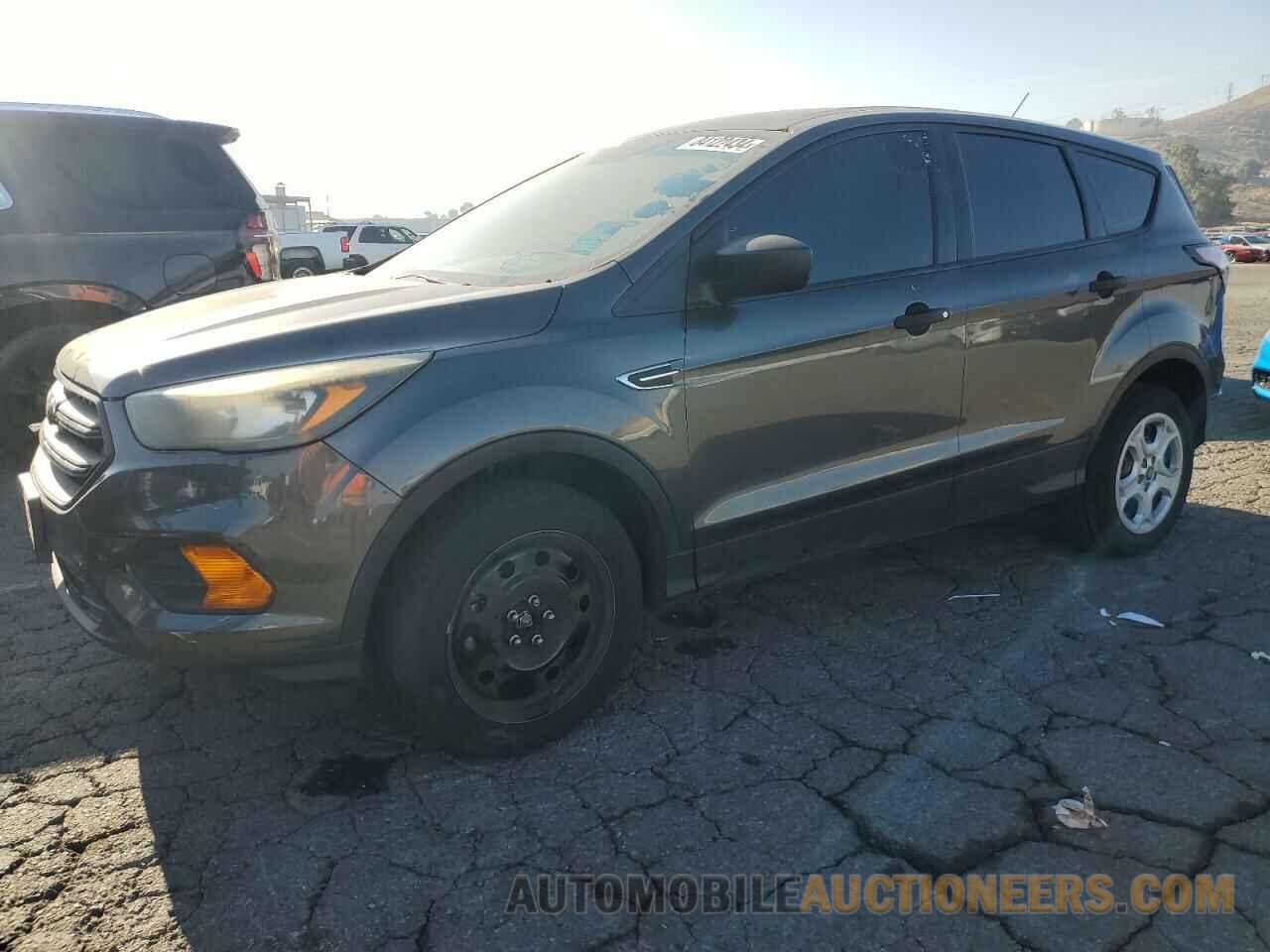 1FMCU0F77JUA31368 FORD ESCAPE 2018