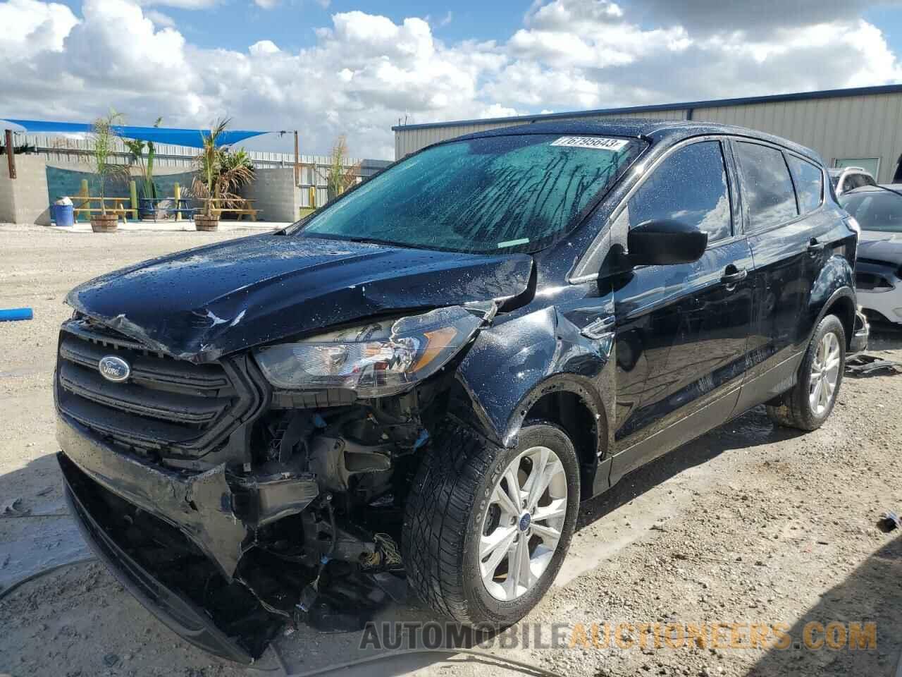 1FMCU0F77JUA49076 FORD ESCAPE 2018