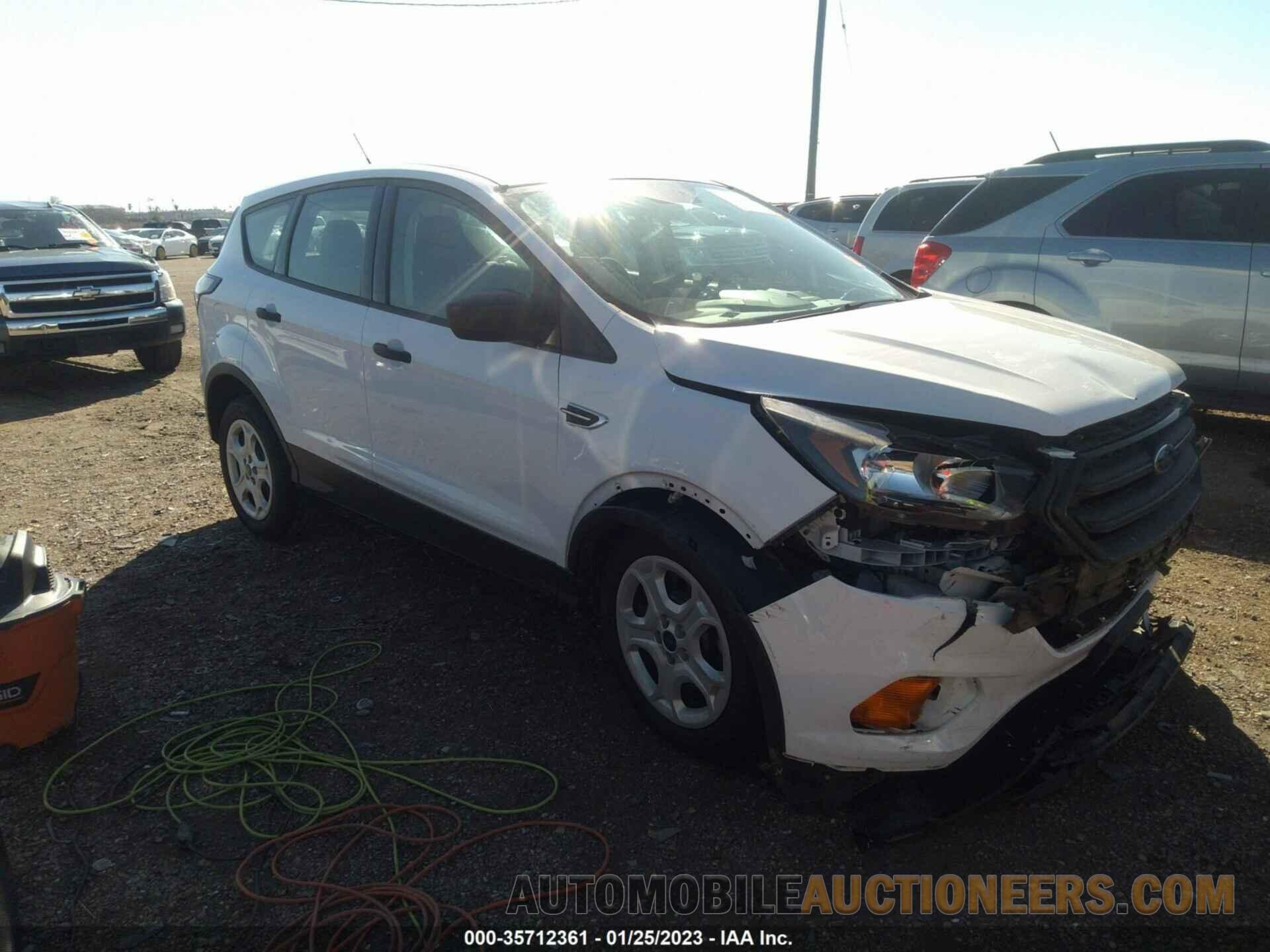 1FMCU0F77JUB24424 FORD ESCAPE 2018